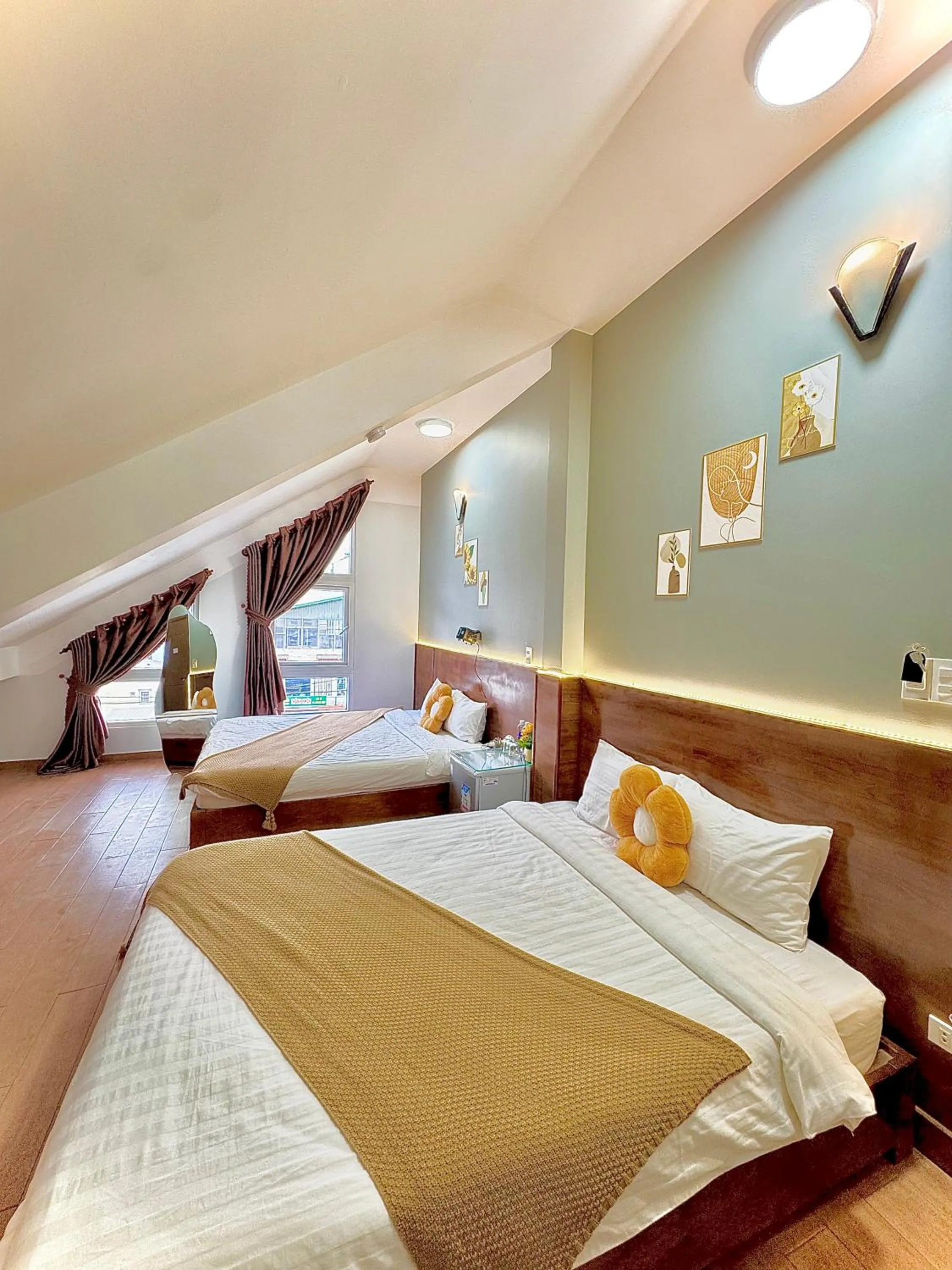 Bed in Quang Minh Dalat Hotel