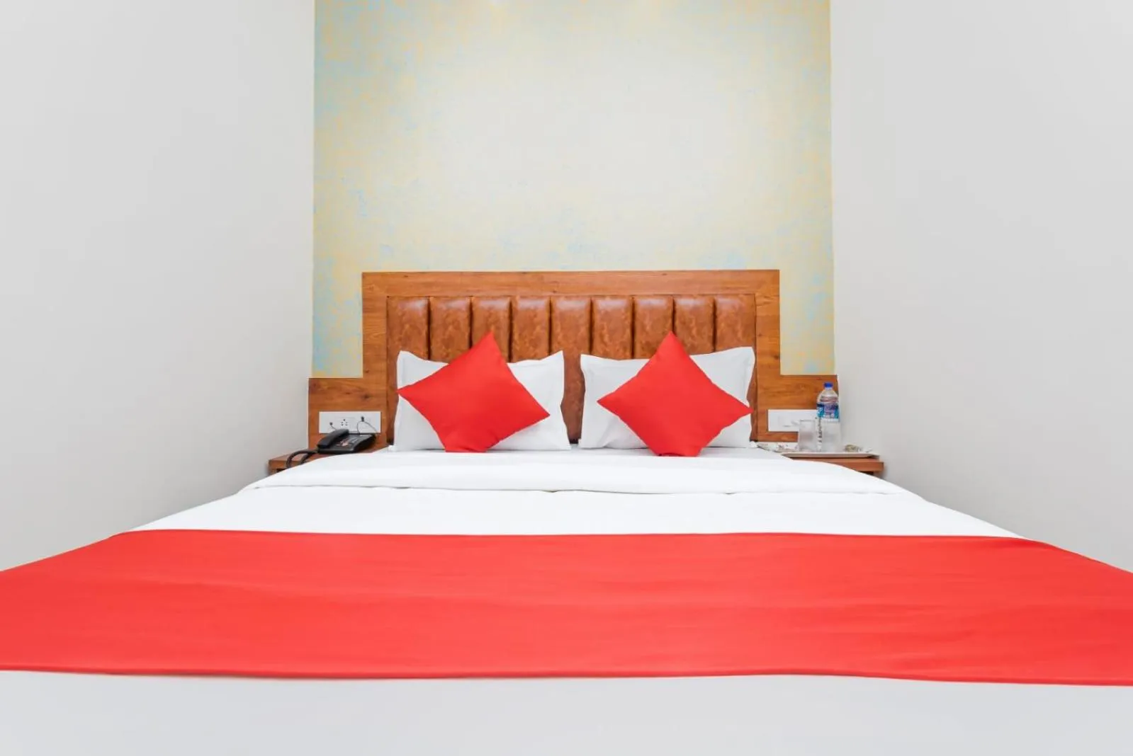 Bed in Hotel Purple Orchid