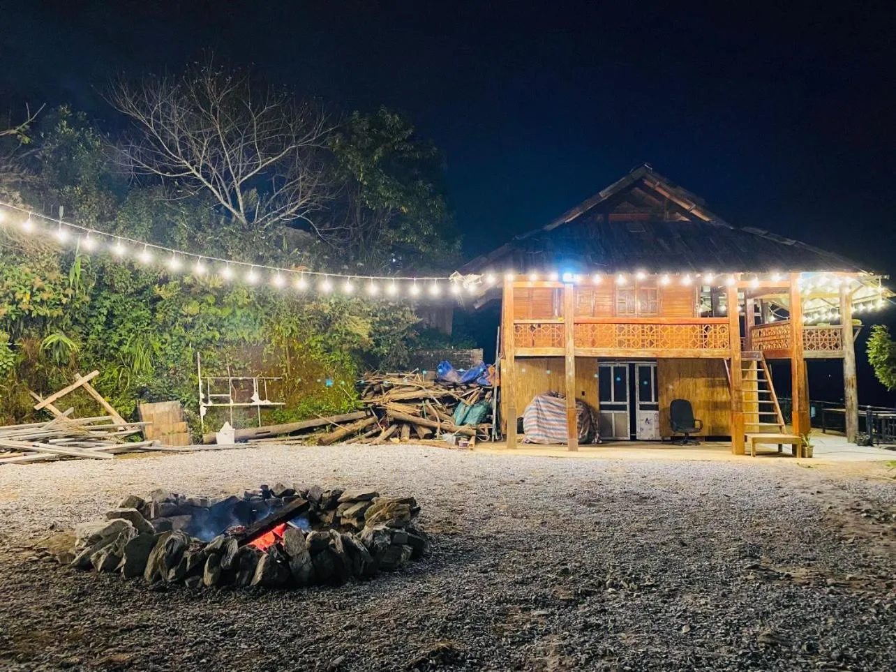 Balcony/Terrace in May Home Tà Xùa
