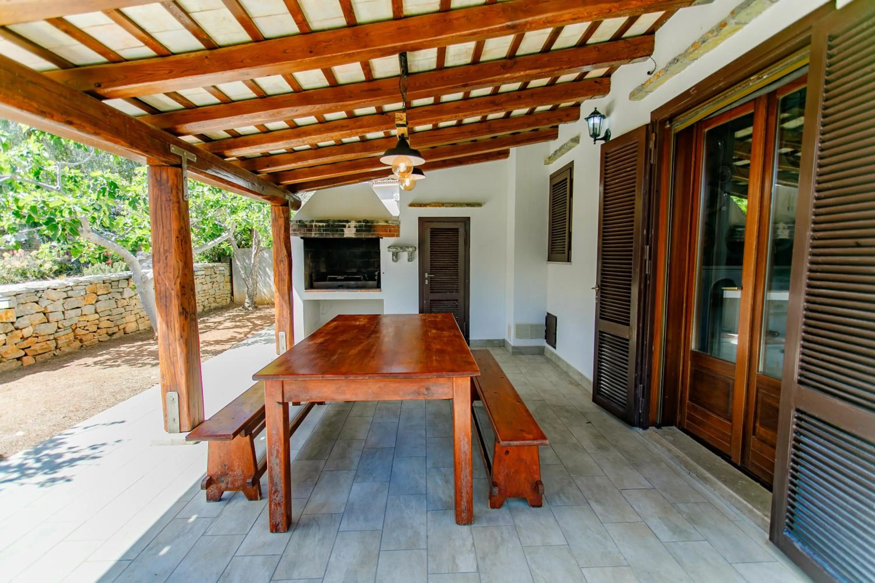 Patio in SanVitoTour- Residence Il Baglio