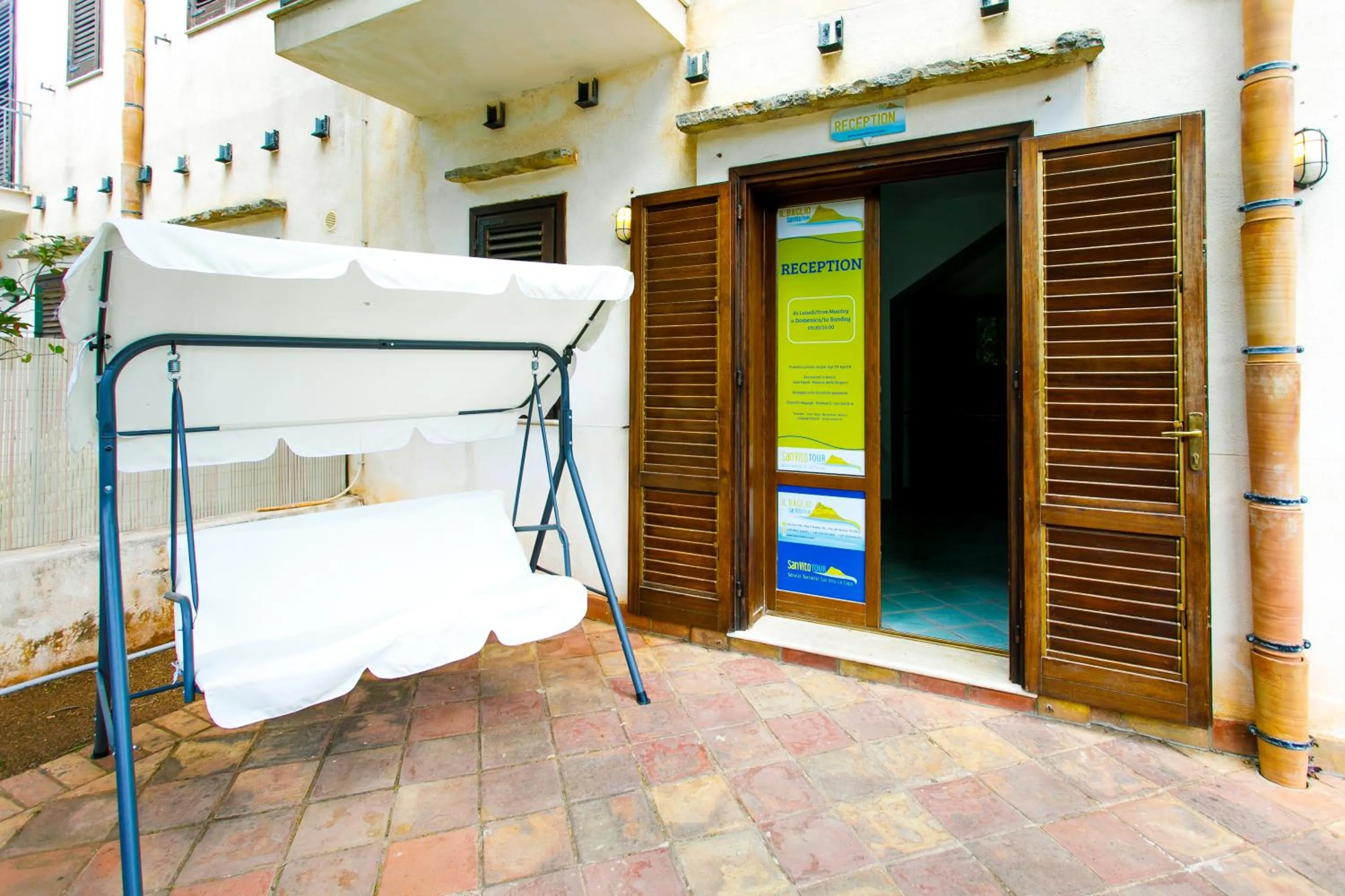 Lobby or reception, Bed in SanVitoTour- Residence Il Baglio