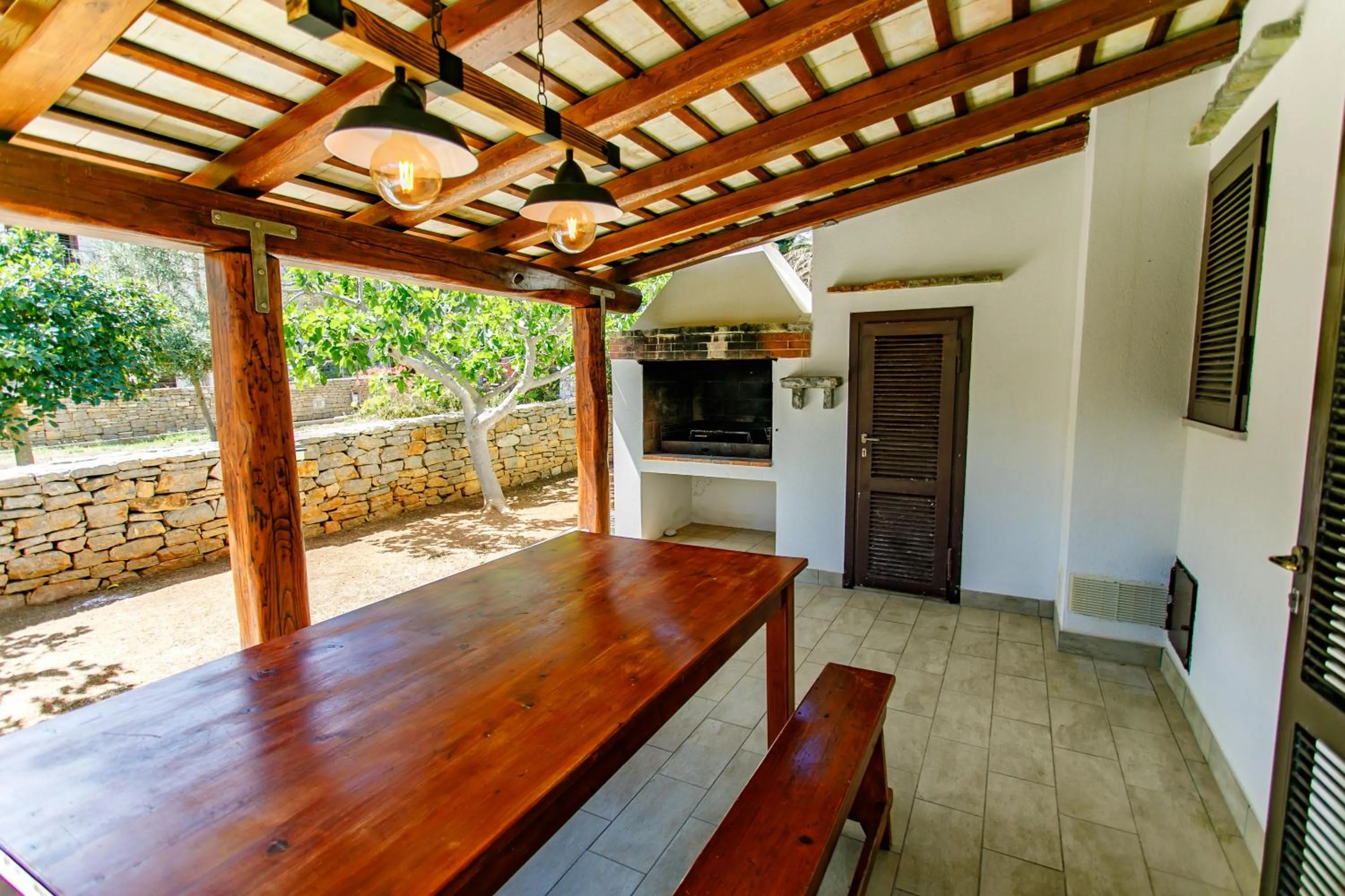 Patio in SanVitoTour- Residence Il Baglio