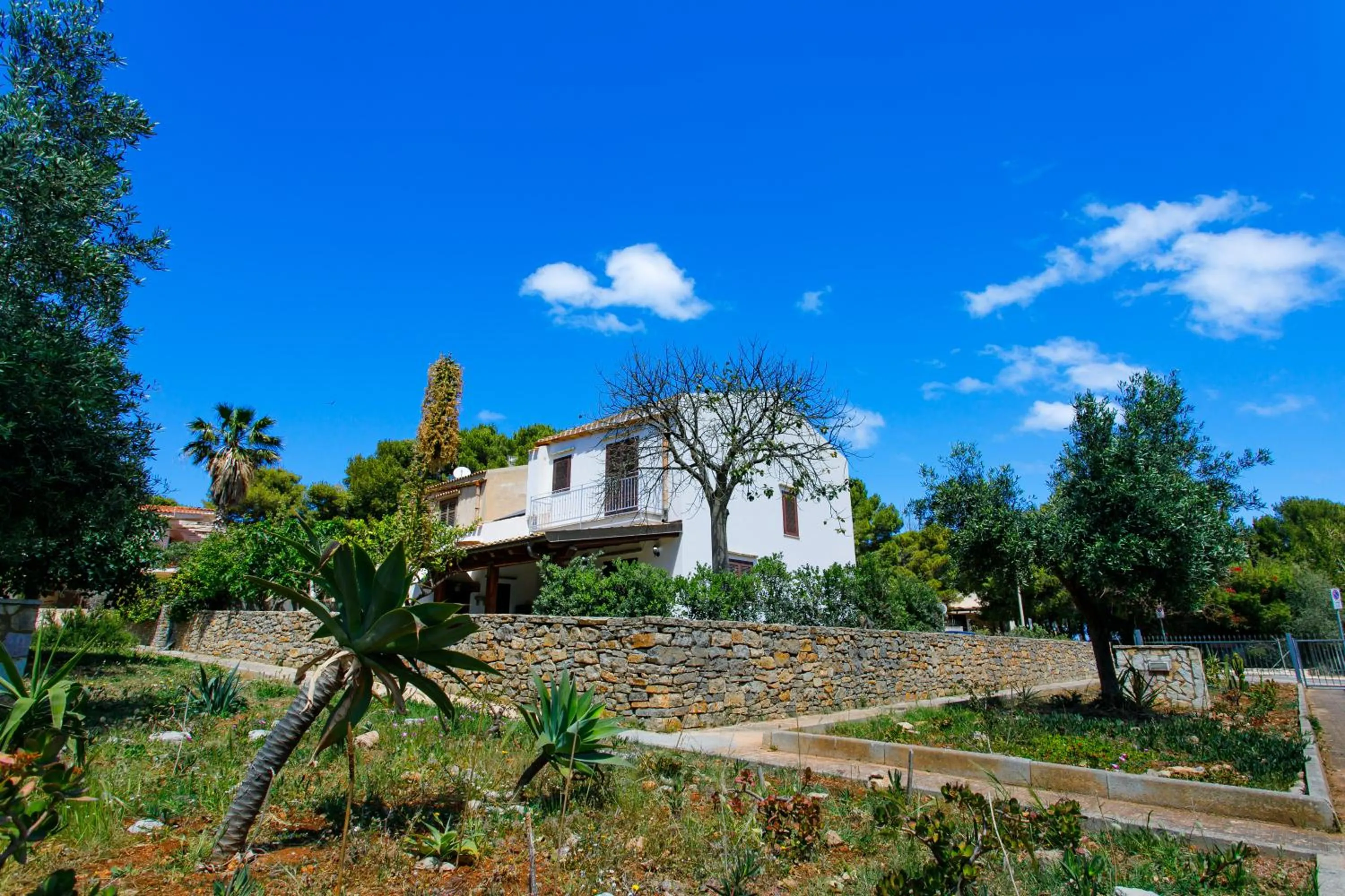 Property building in SanVitoTour- Residence Il Baglio