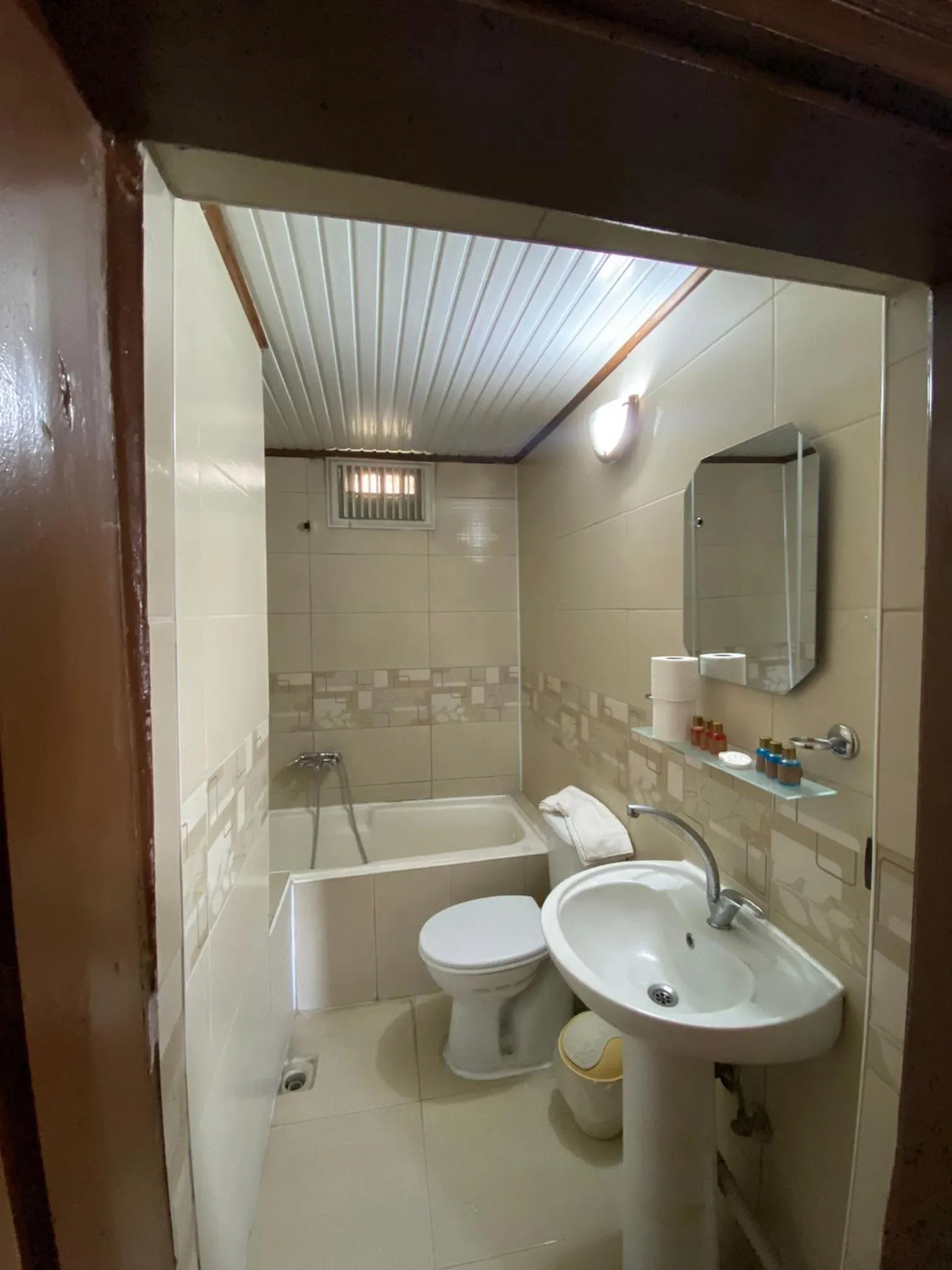 Shower in Peri Cave Hotel