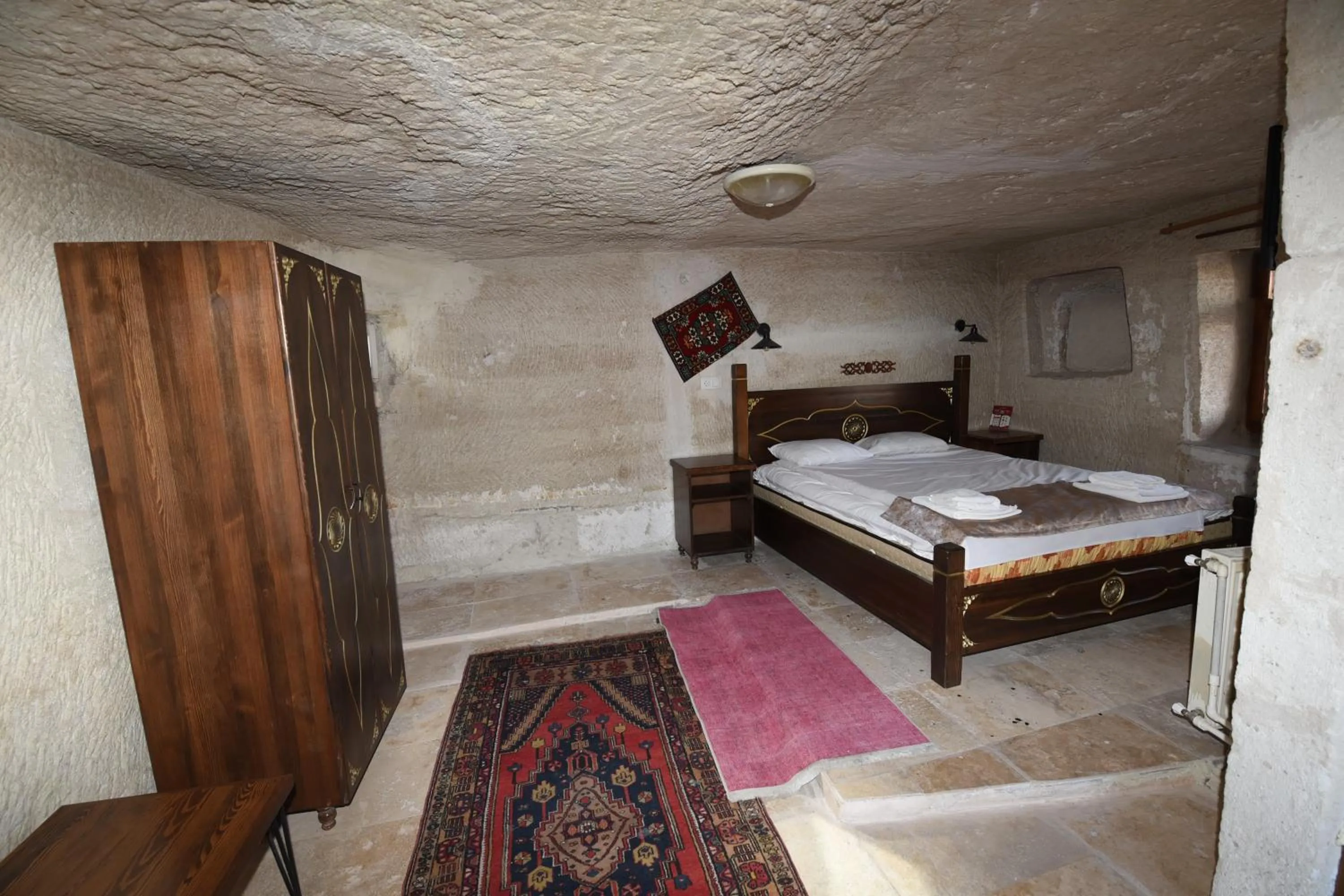 Bed in Peri Cave Hotel