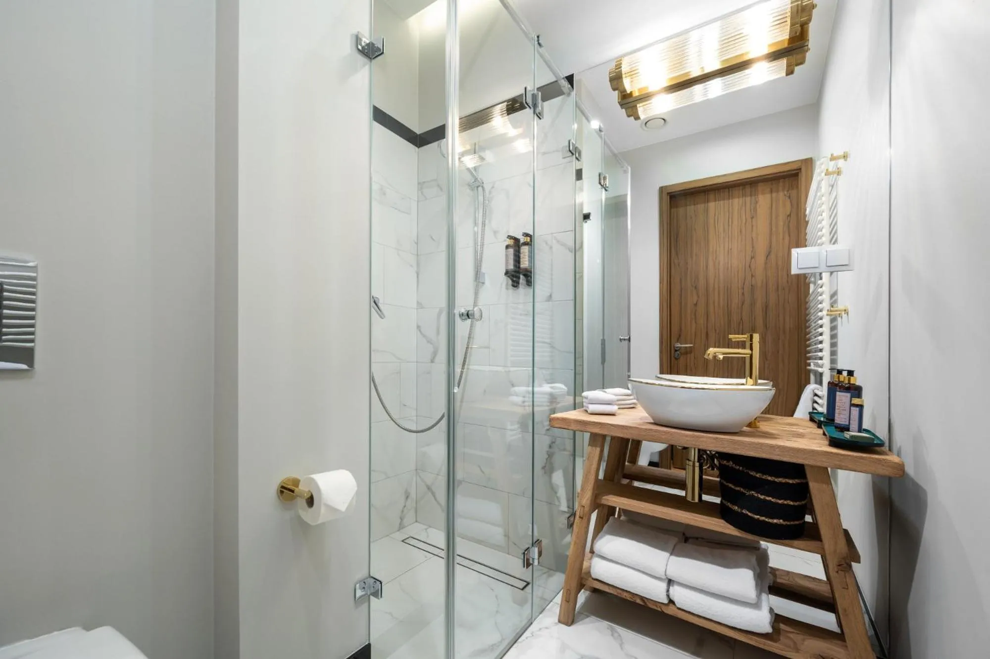 Shower in Sava Boutique Hotel