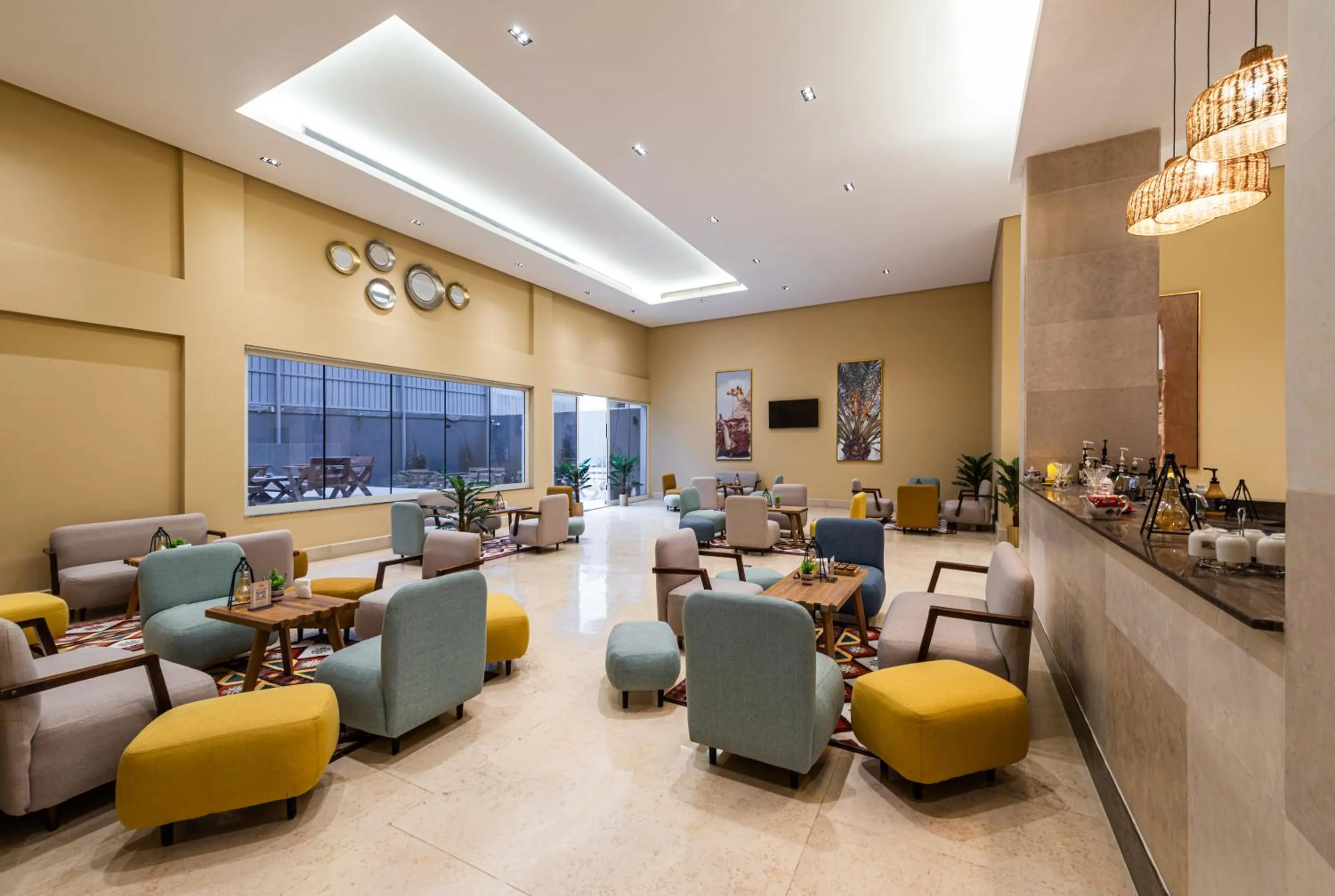 Lounge or bar in HDB Financial District