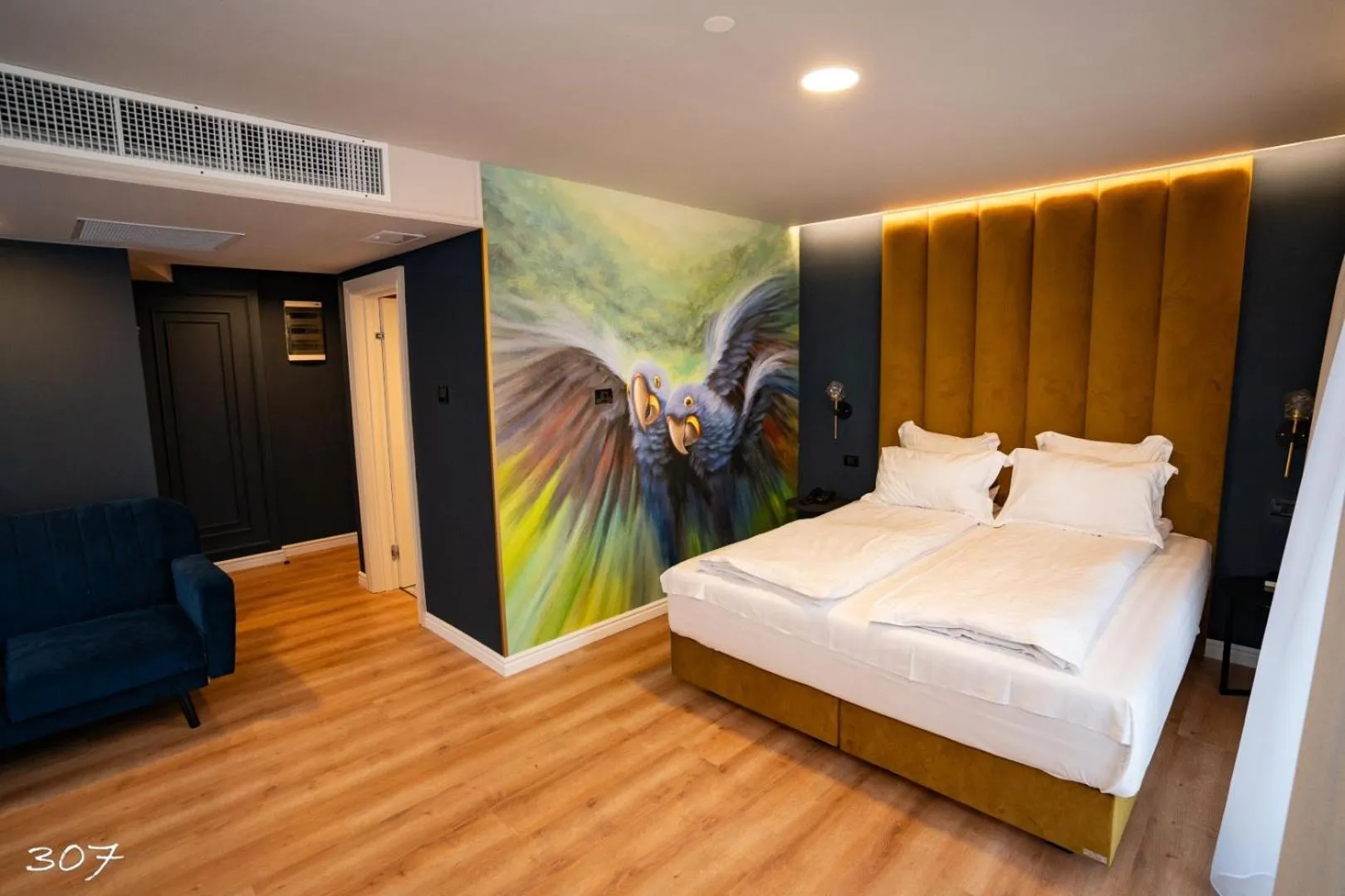 Bedroom, Bed in Cosmopolita Boutique Hotel