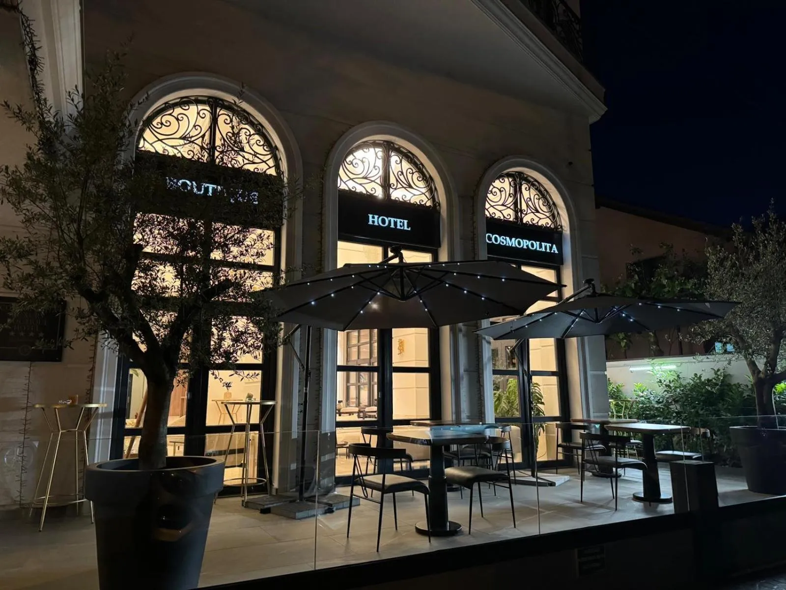 Night in Cosmopolita Boutique Hotel