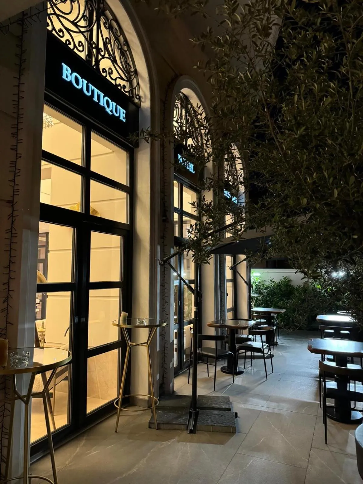 Seating area in Cosmopolita Boutique Hotel