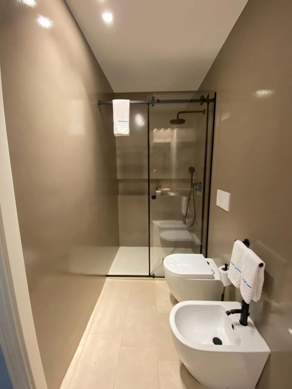 Shower, Bathroom in B&B La Porta sul Mare a Porto Cesareo