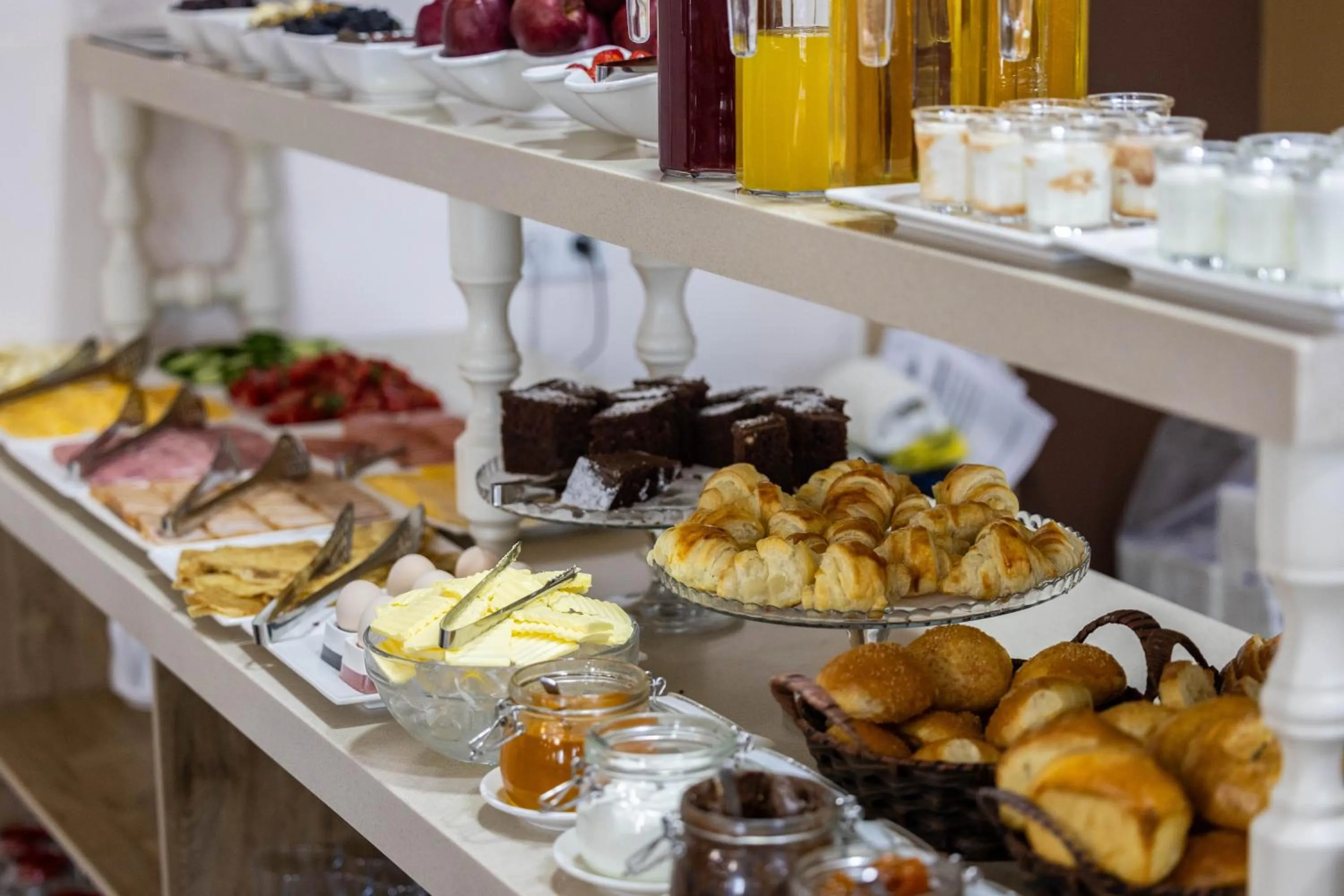 Food and drinks in Khan Hotel Samarkand