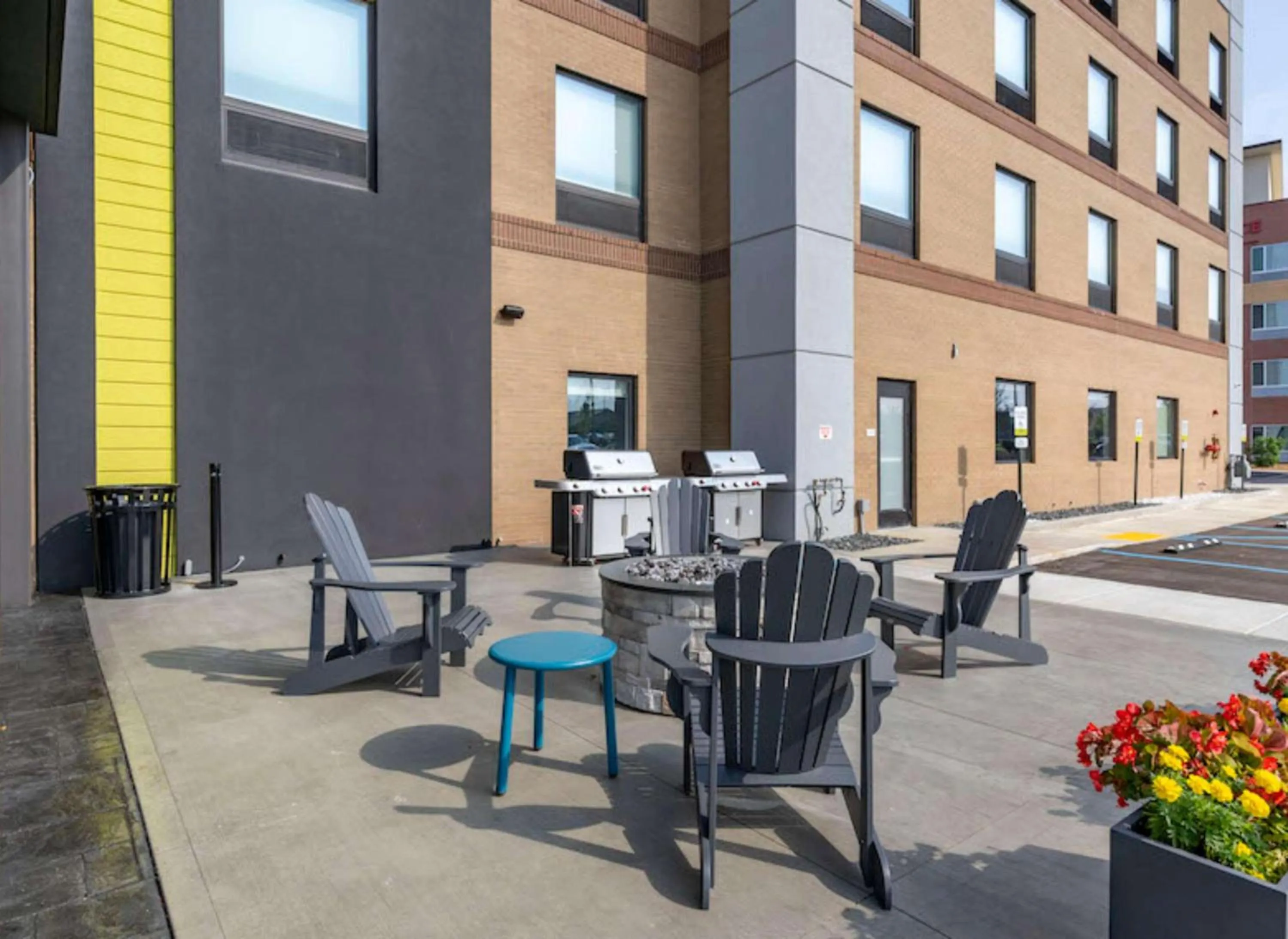 Patio in Home2 Suites Lexington Keeneland Airport, Ky