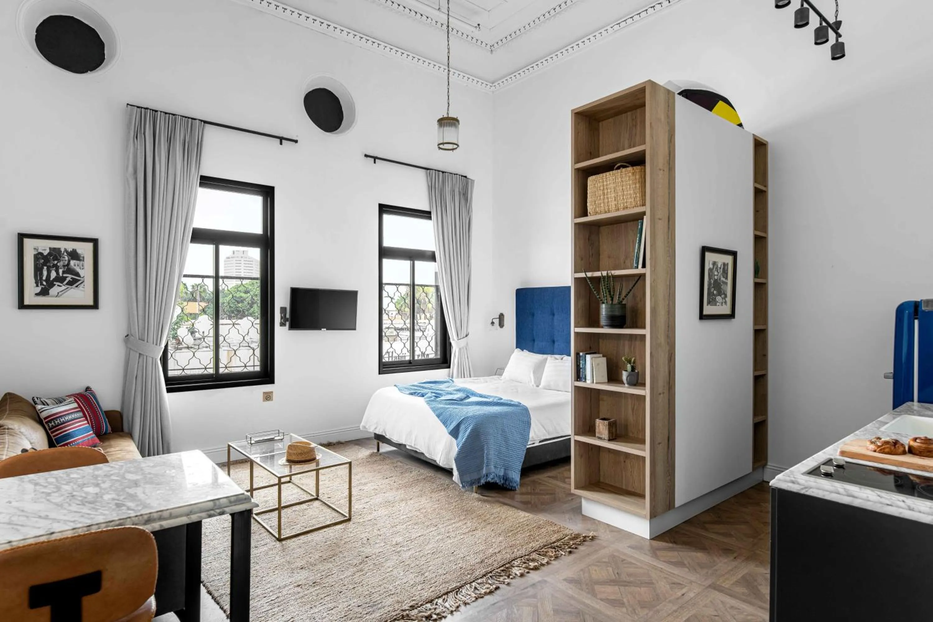 Bed in Kubler's House - By Beach Apartments TLV