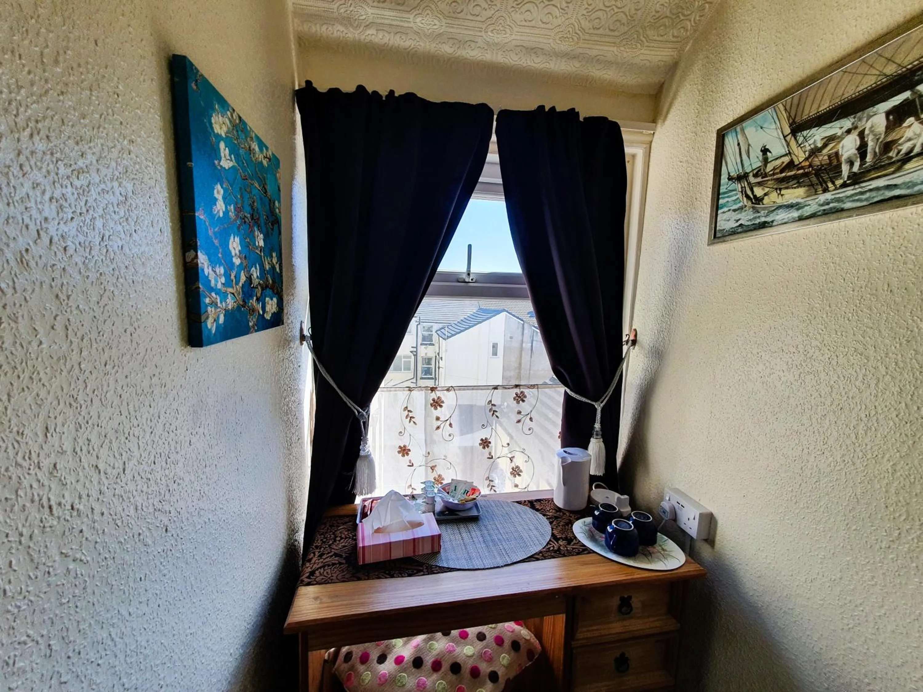 Dining area in Windsor House Hotel