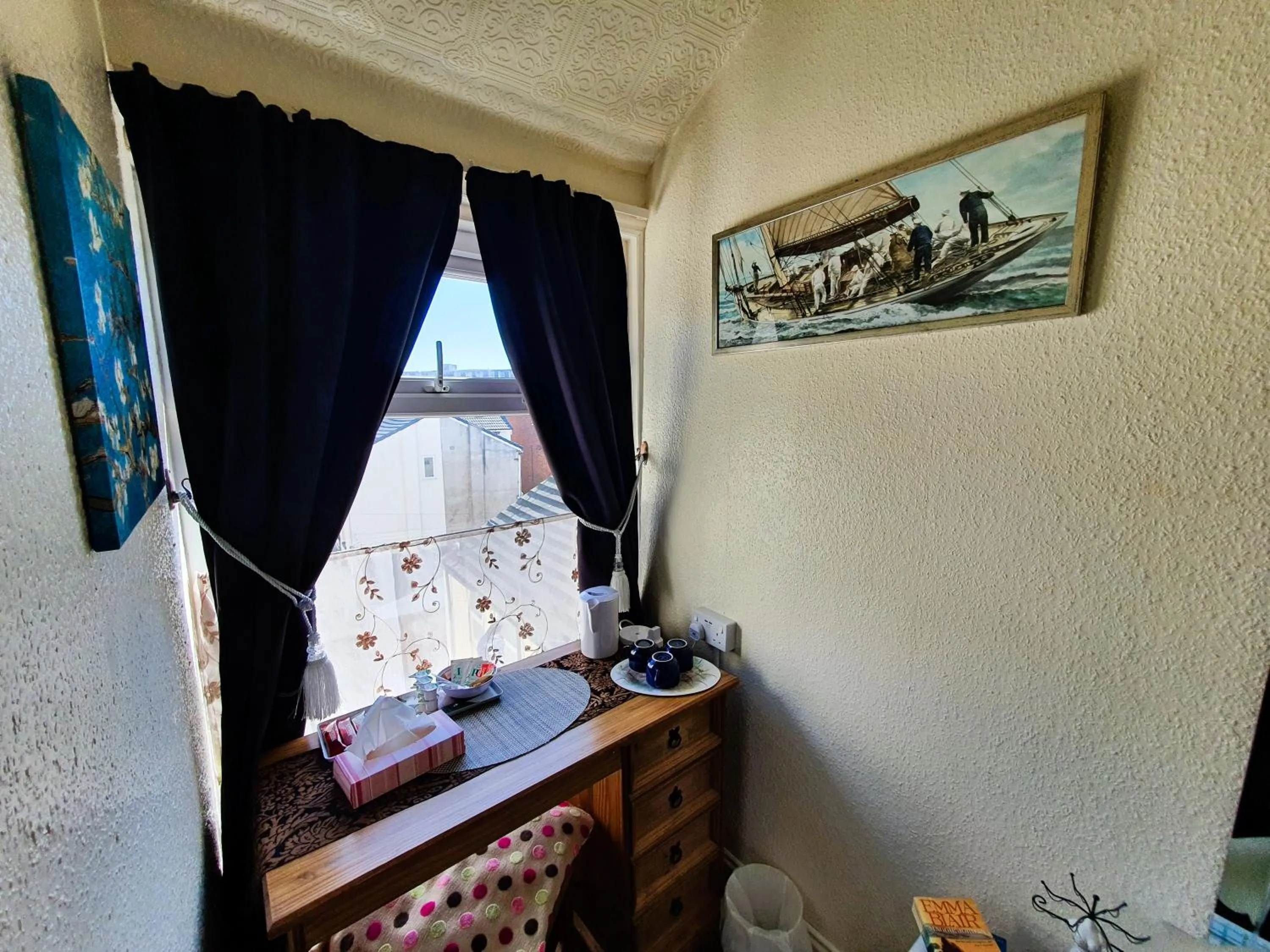 Decorative detail in Windsor House Hotel