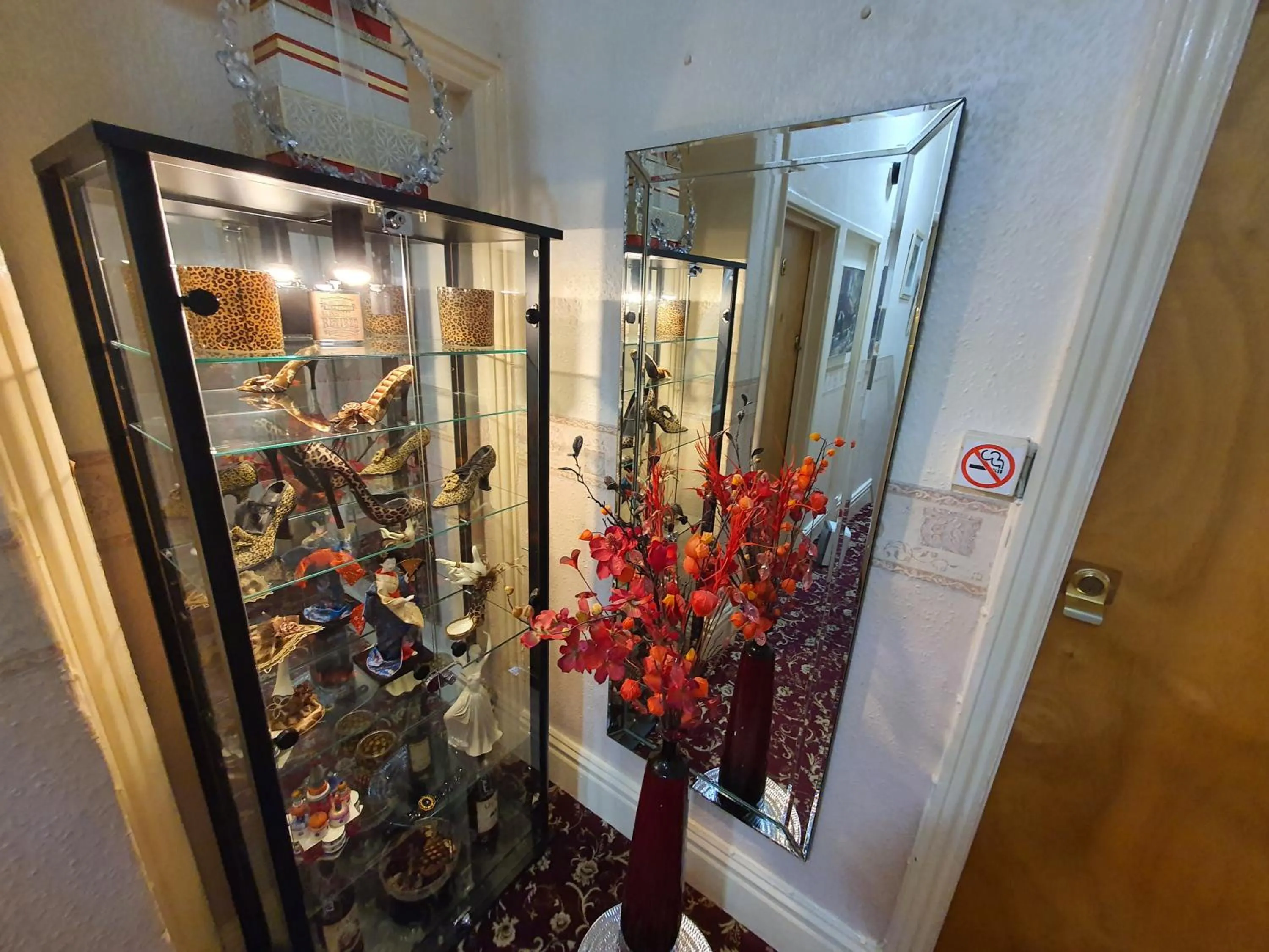 concierge in Windsor House Hotel