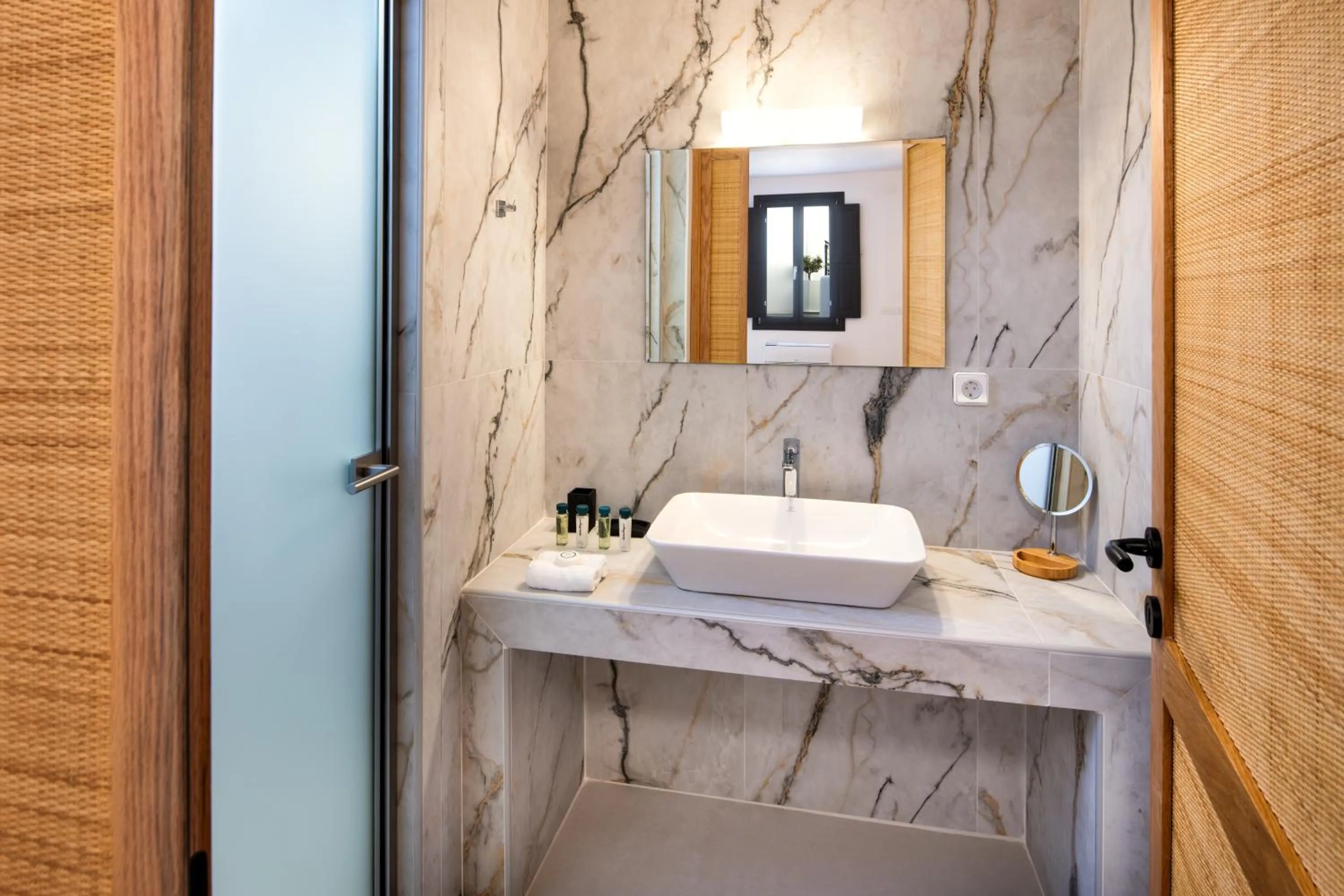 Bathroom in Venus Sunrise Suites & Villas