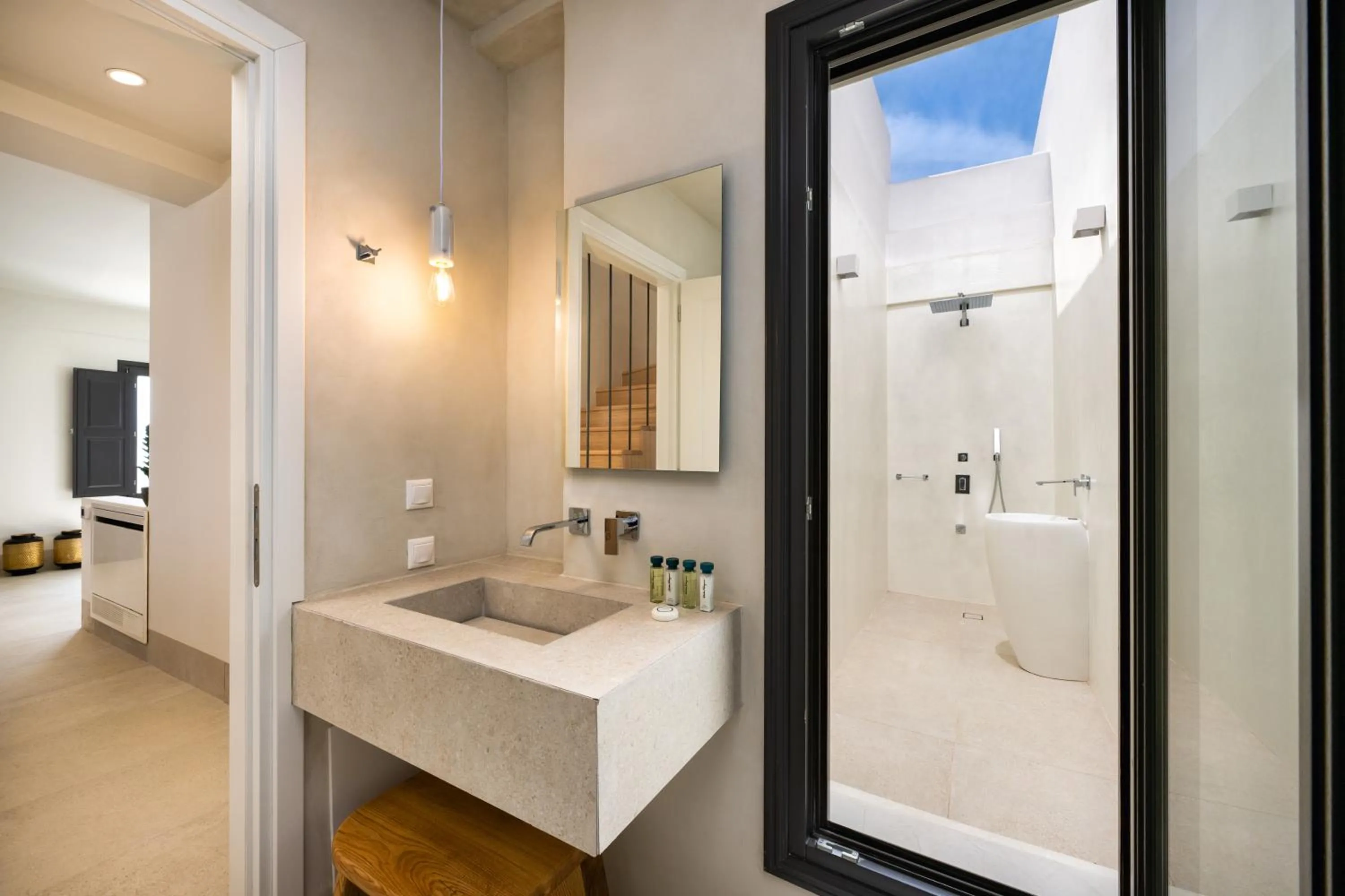 Bathroom in Venus Sunrise Suites & Villas