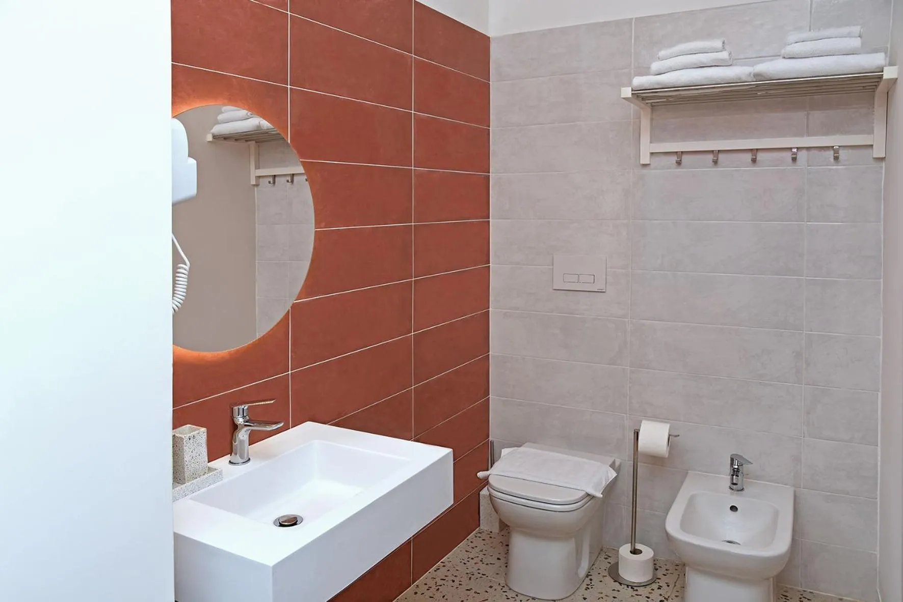 Shower in ART FLAT MUNICIPIO