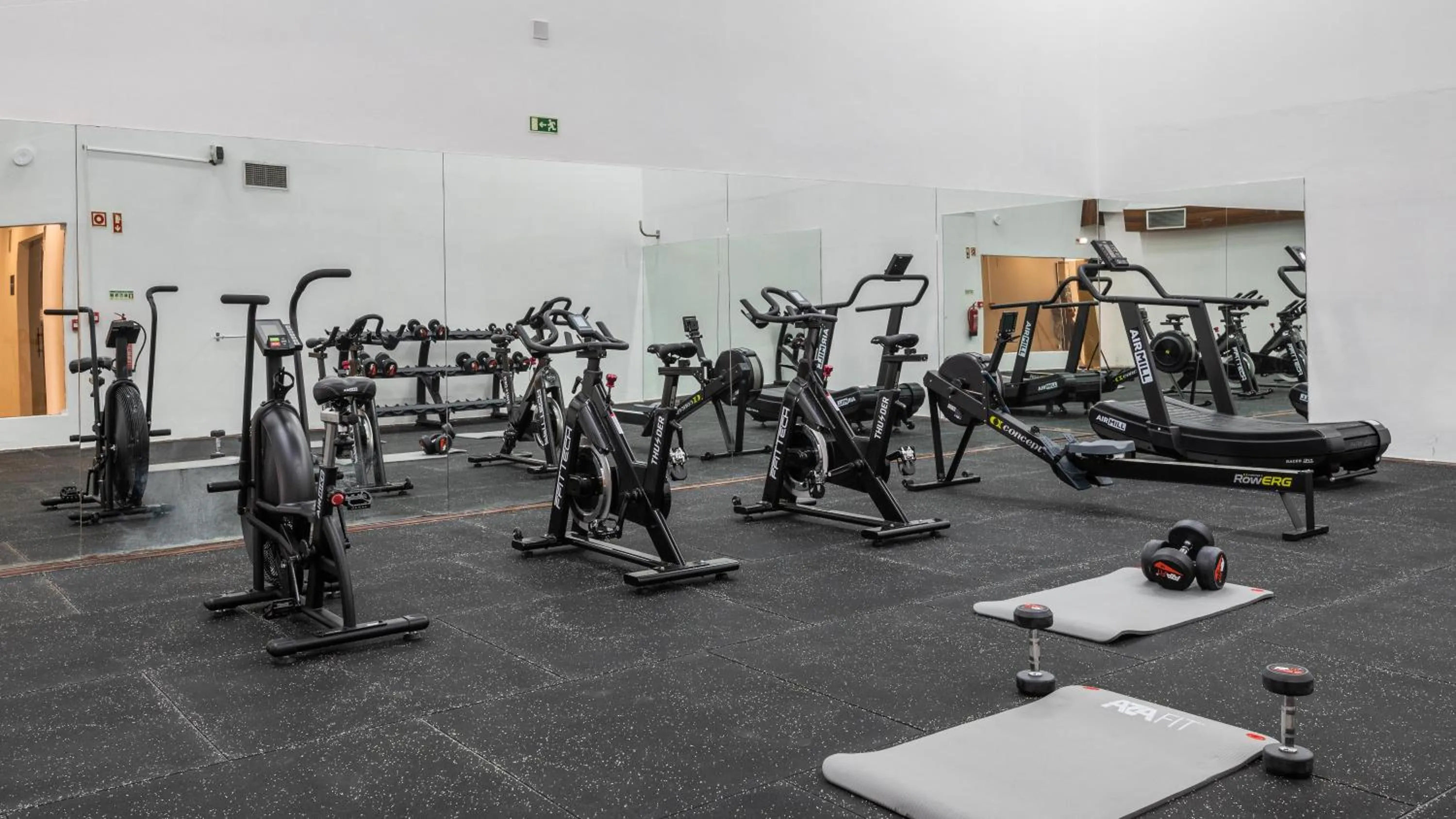 Fitness centre/facilities in Emeralds Albufeira by DK Stays