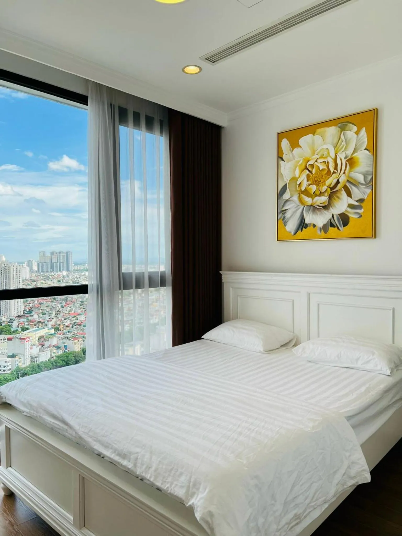 Bed in Vincom Mega Mall Royal City 72A Nguyễn Trãi Thanh Xuân Hà Nội