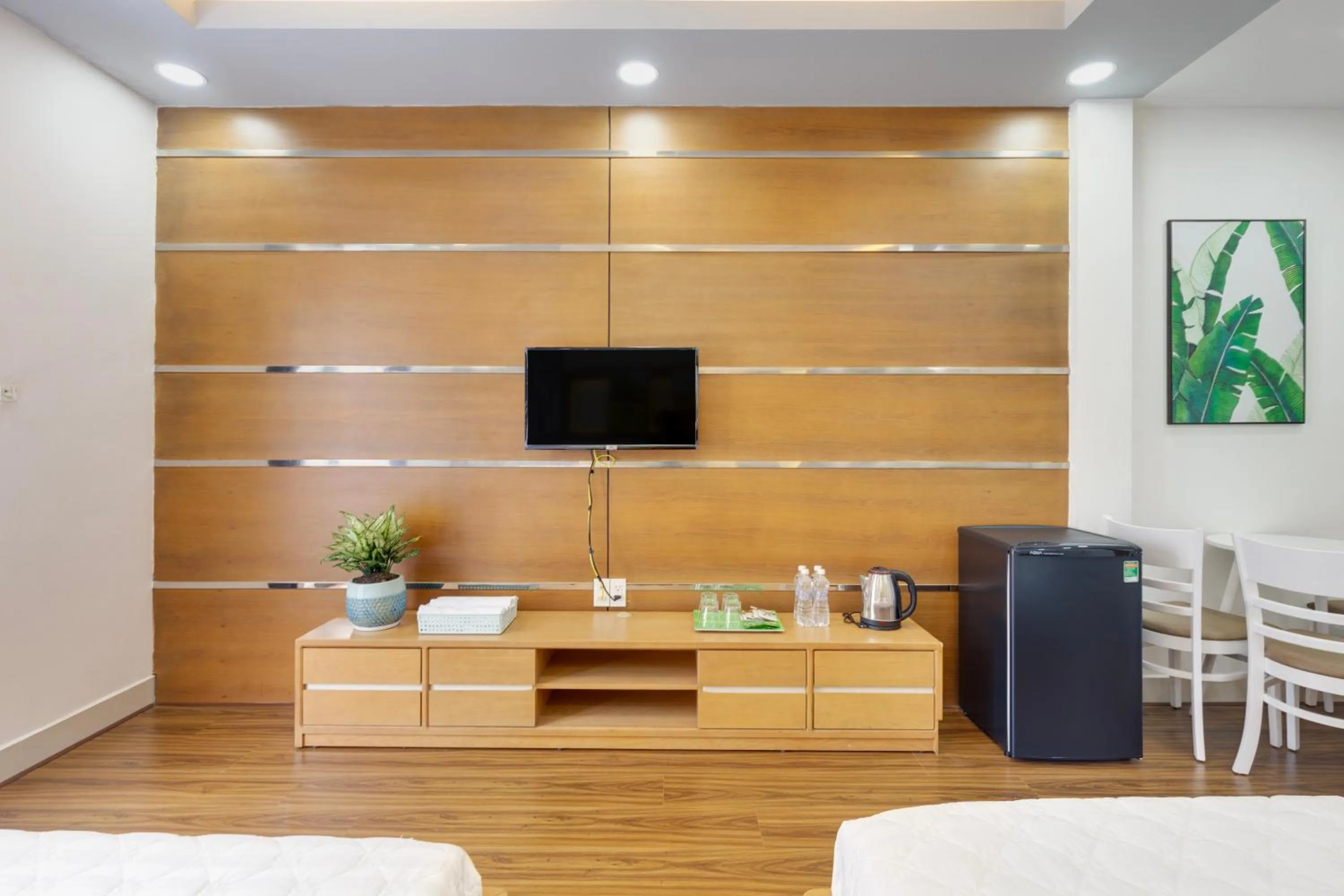 Communal lounge/ TV room in Saigon Authentic Hostel - Local Vibes, City Tours, Cooking Dinner, Evening Streetfood, Free Menu Breakfast, Gym & Rooftop