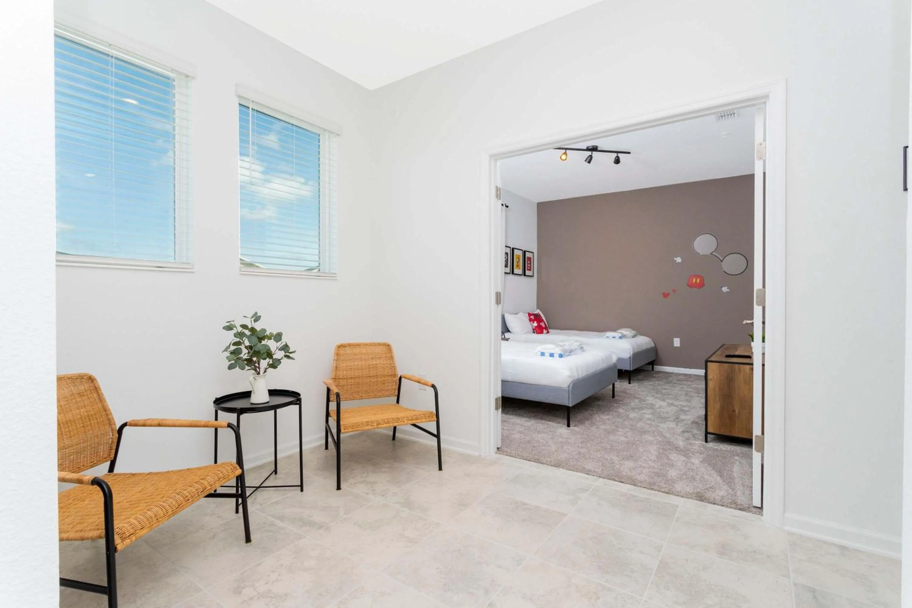 Bed in Family Friendly 3Bd Close to Disney @Champions Gate 991