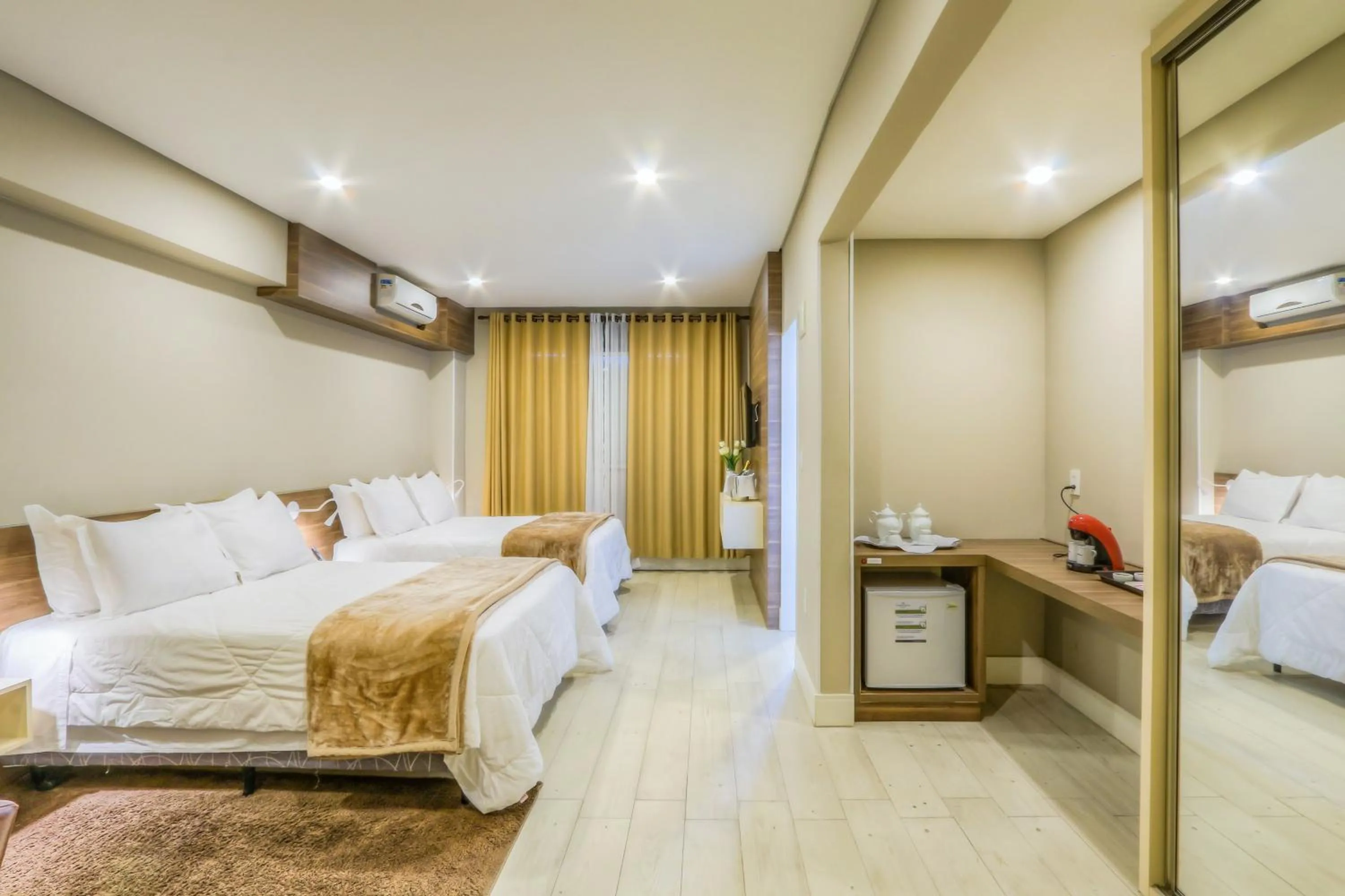 Photo of the whole room, Bed in Tri Hotel Lajeado