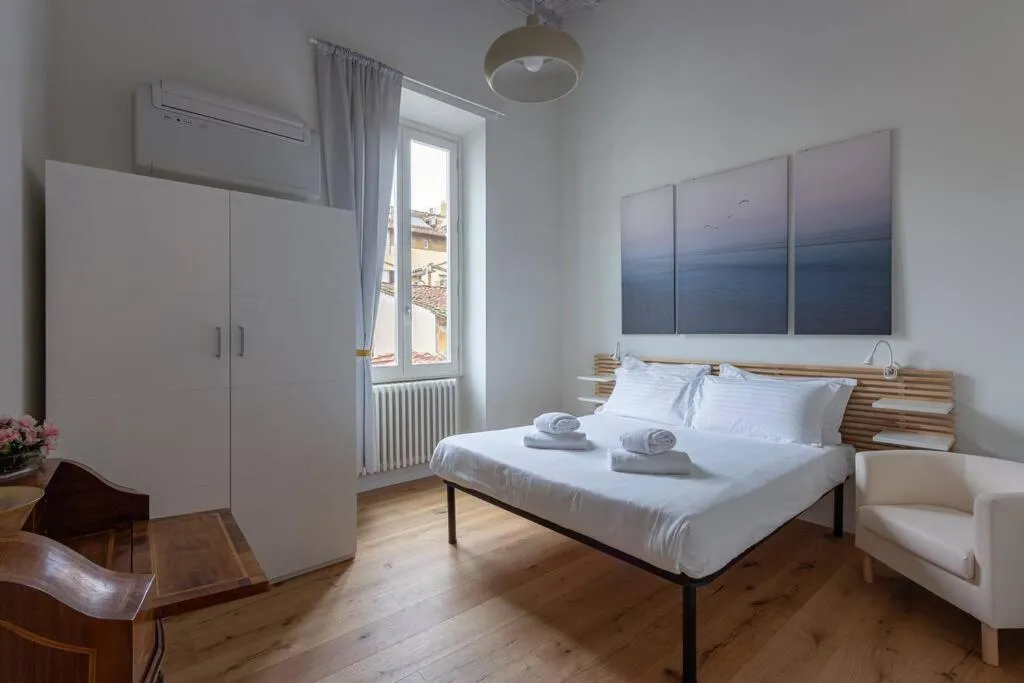 Borgo Pinti's Duplex Apartment
