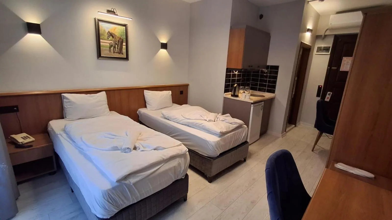 Bedroom, Bed in Orange Garden Aparts & Hotel THE NORDIC