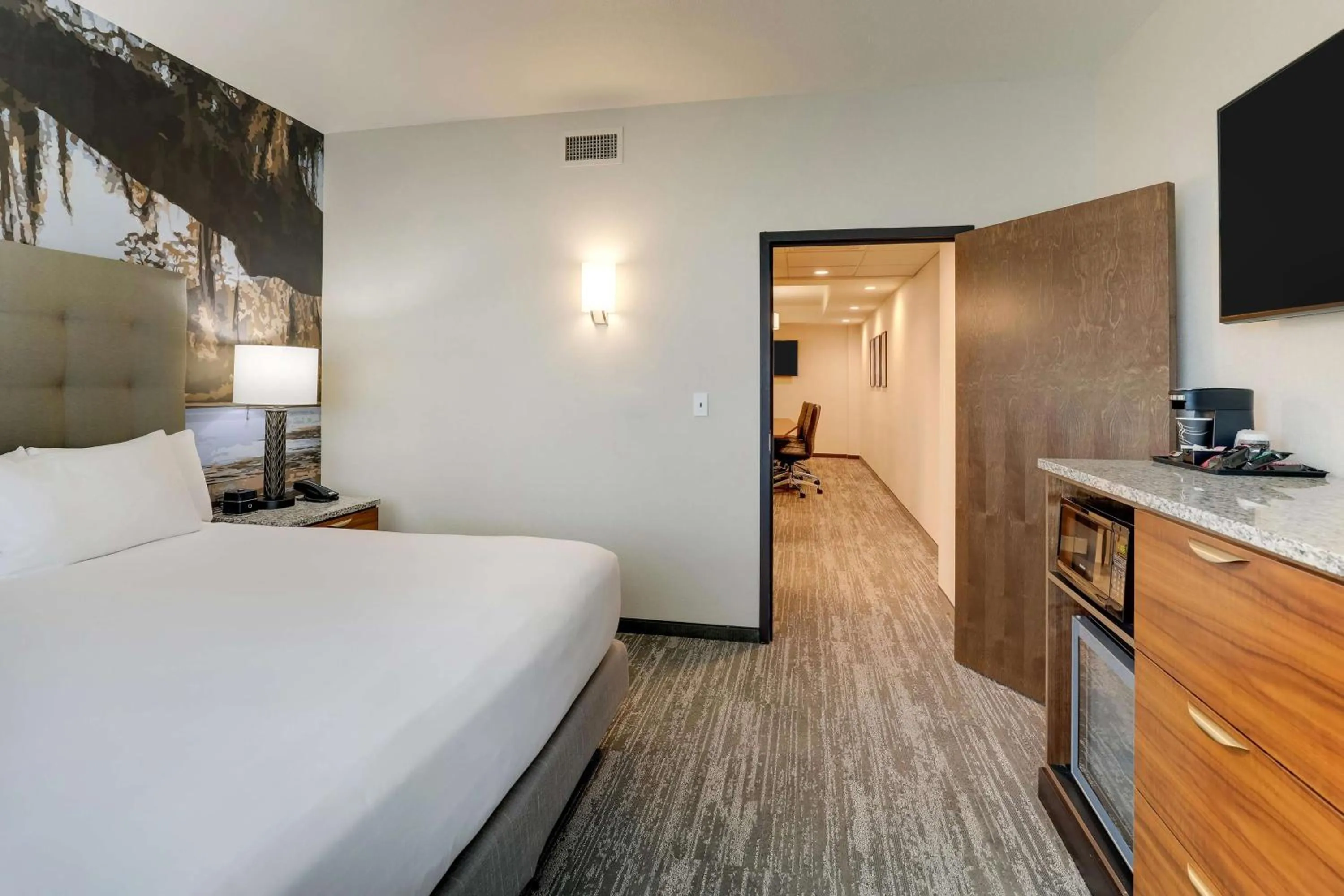 Bedroom, Bed in Drury Plaza Hotel Tallahassee