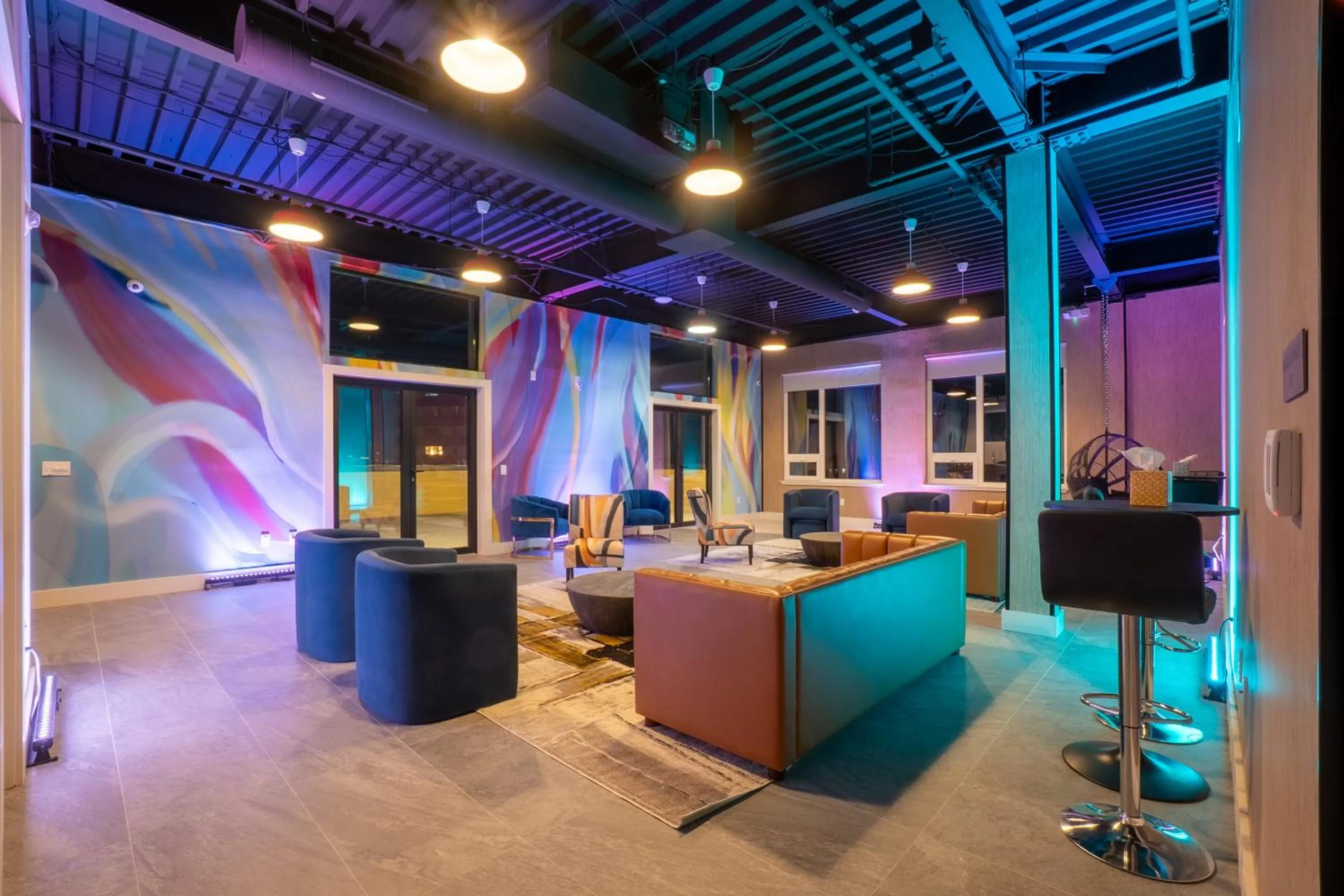 Seating area in Emerald Escape, Free Parking, 2 Bath, Sleeps 8 Near American Dream and The Airport, King Bed and 2 Queen Beds, Washer and Dryer