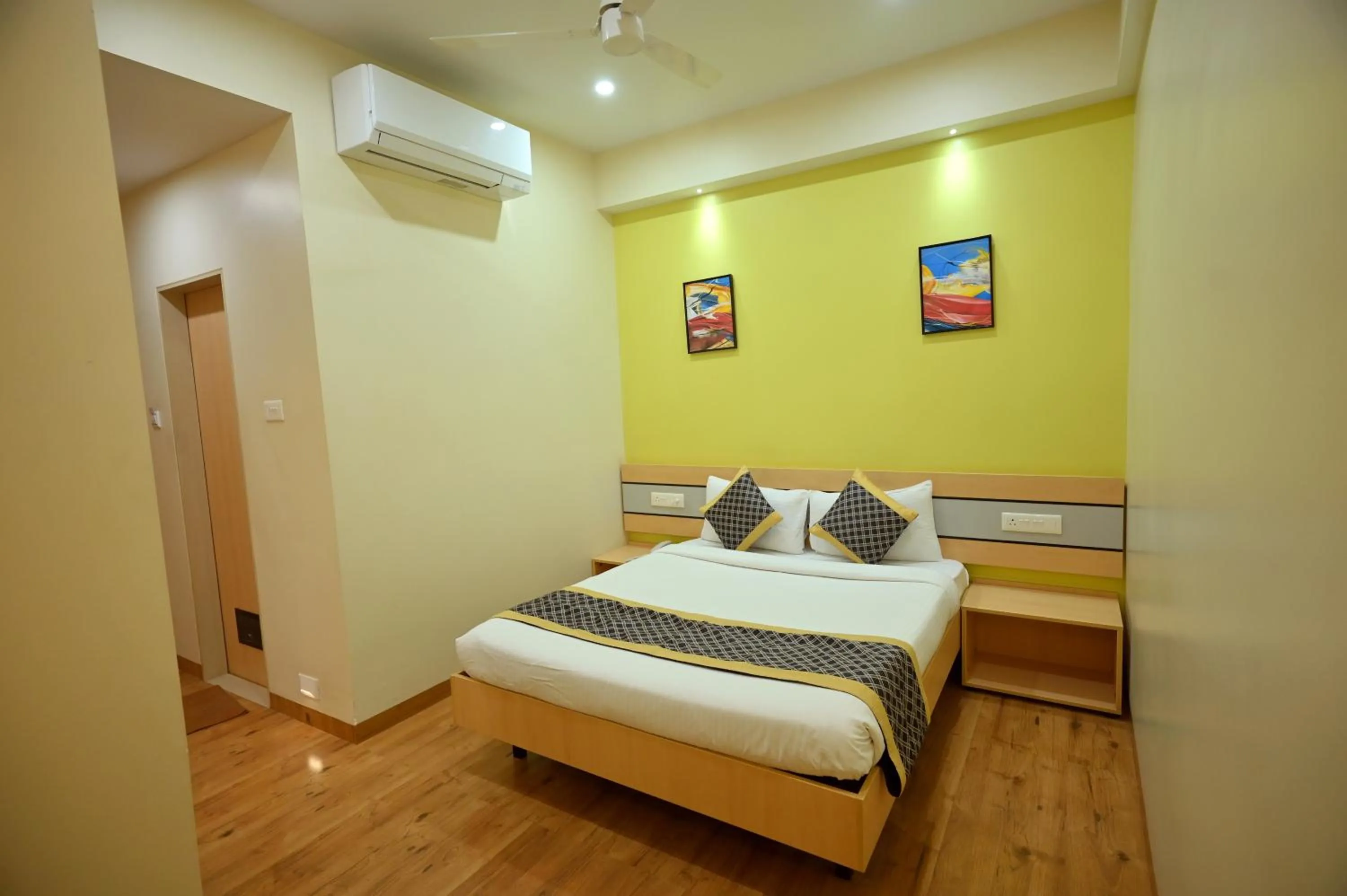 Photo of the whole room, Bed in Hotel City Centre Latur