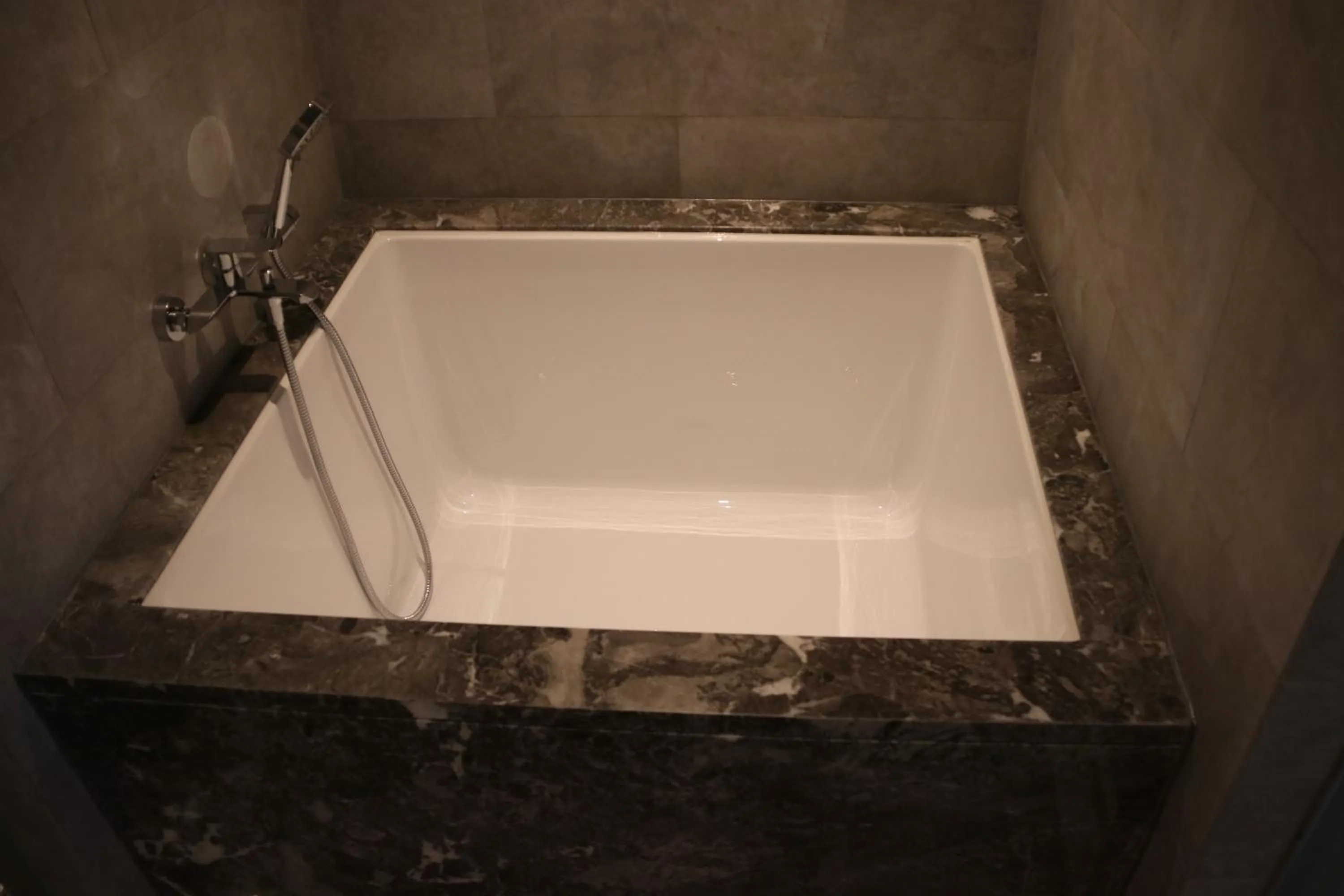 View (from property/room) in Guangzhou Pazhou LN DongFang Hotel