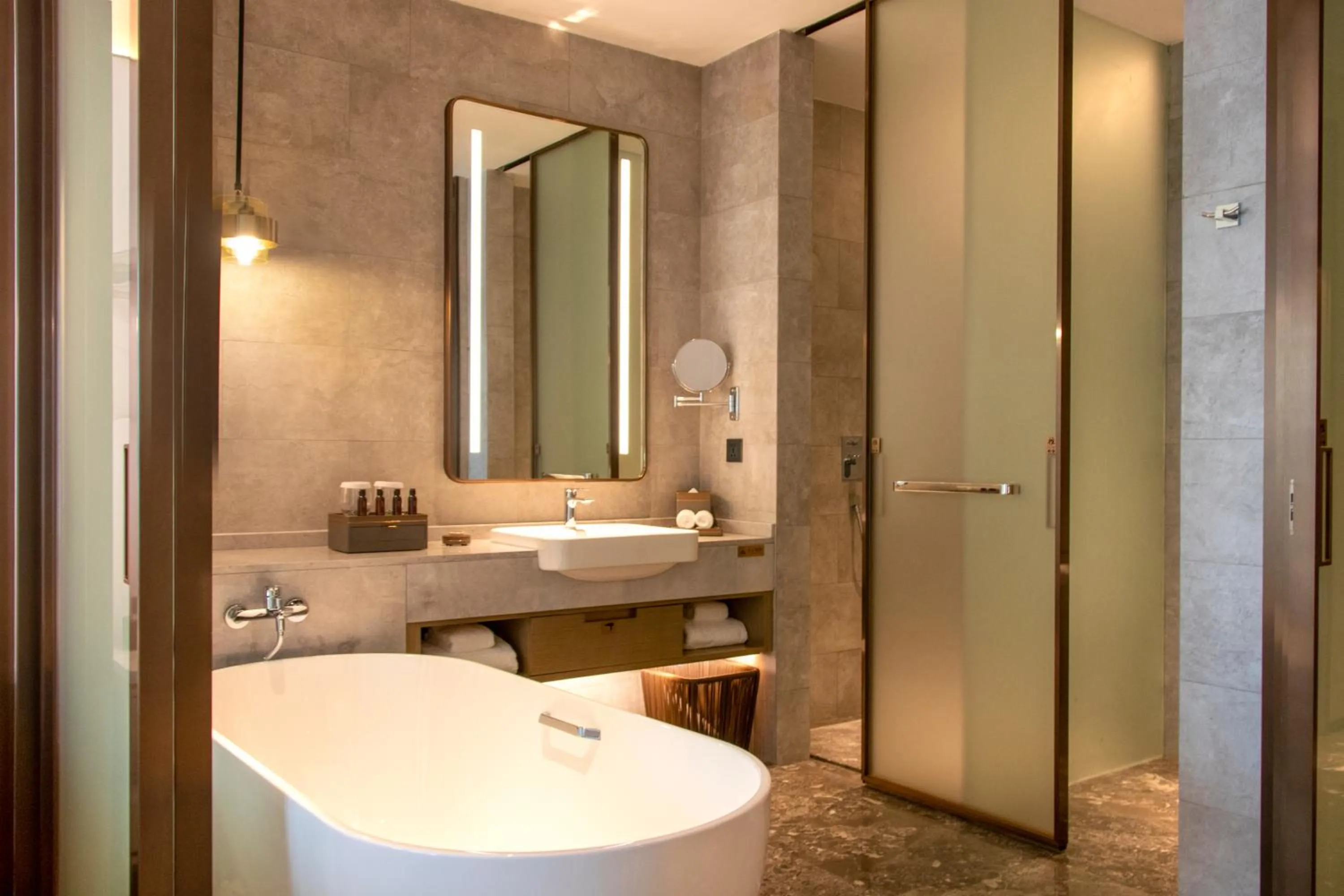 Toilet in Guangzhou Pazhou LN DongFang Hotel