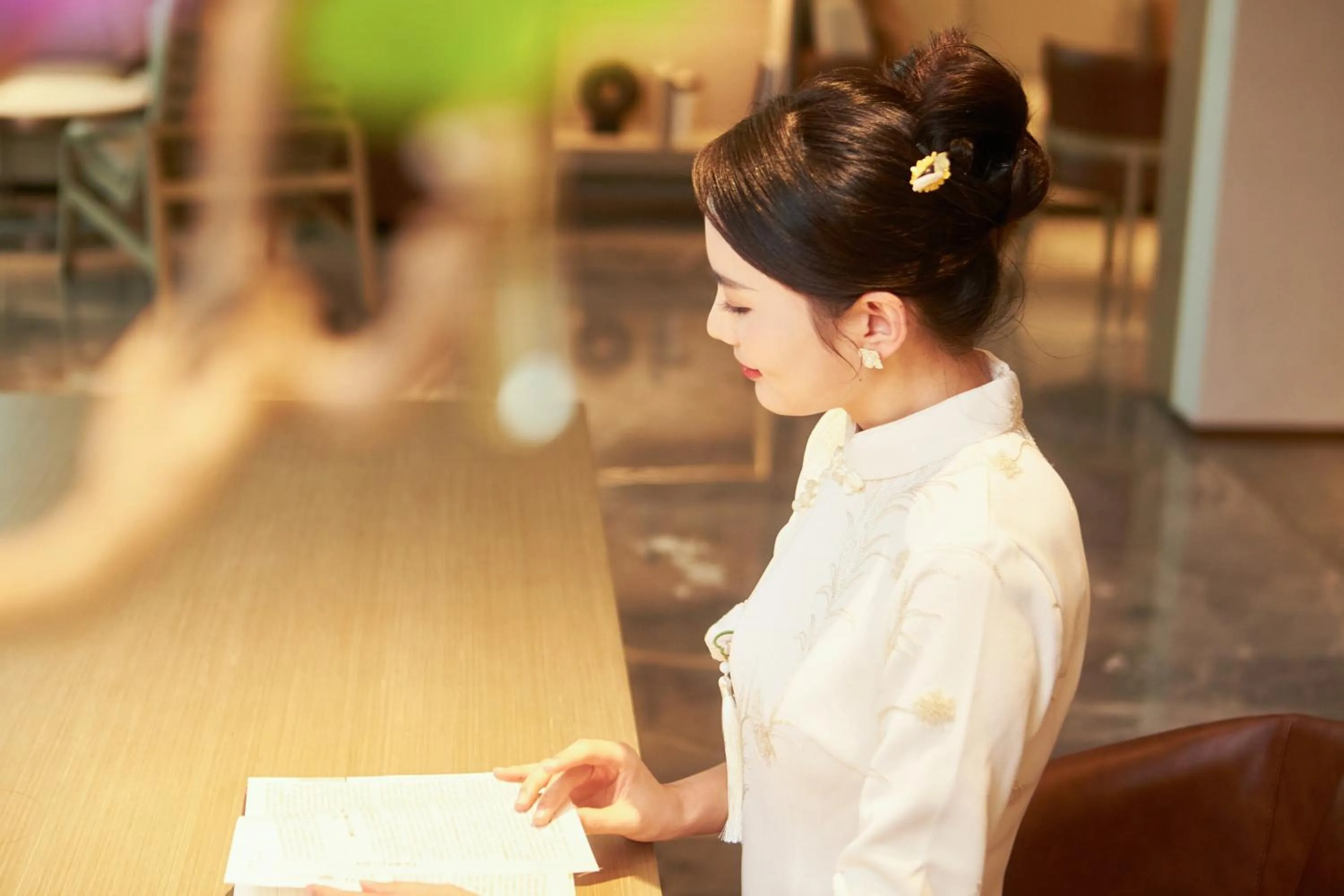 Seating area in Guangzhou Pazhou LN DongFang Hotel