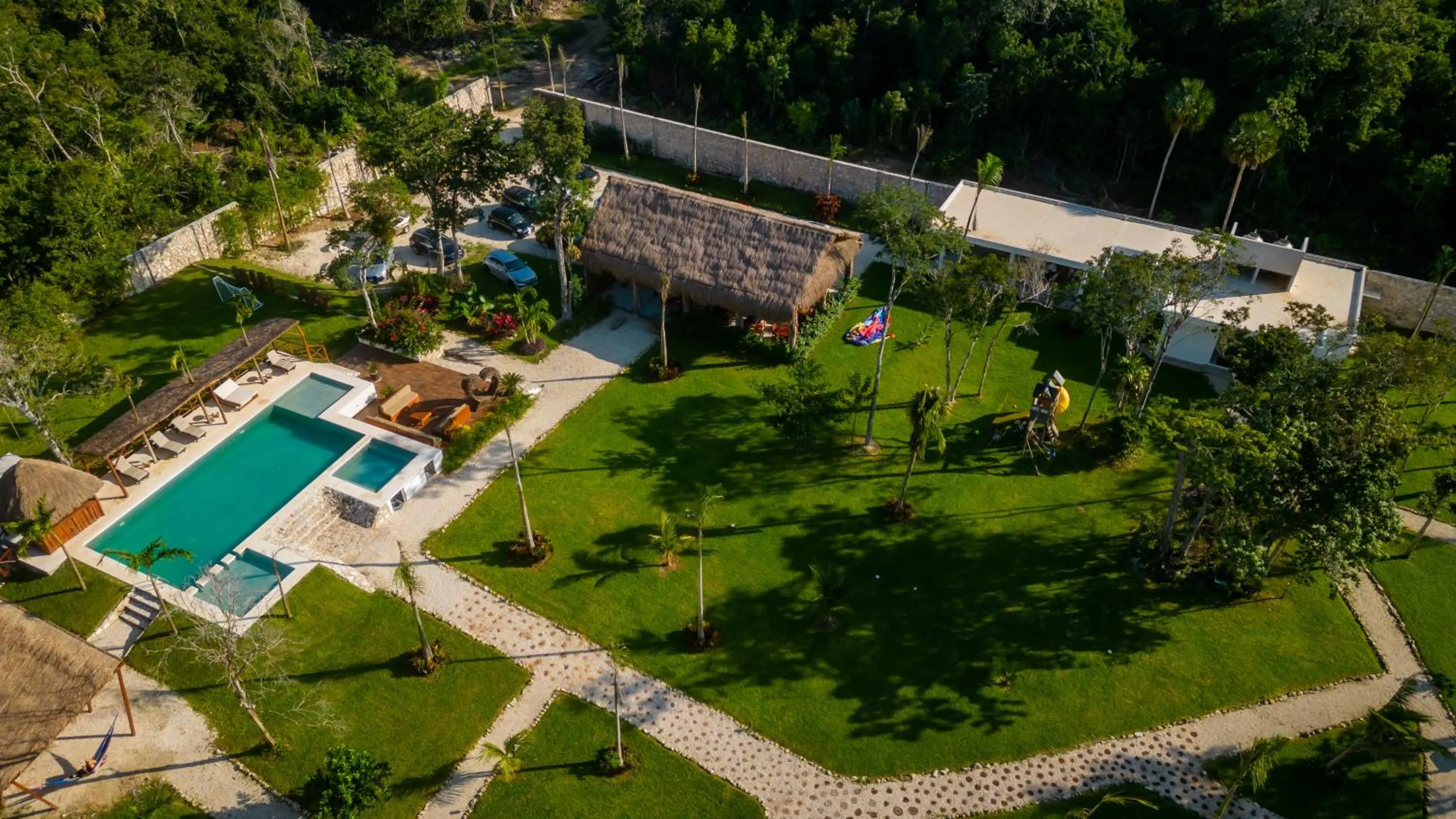 Restaurant/places to eat in Xakluum Eco Glampings