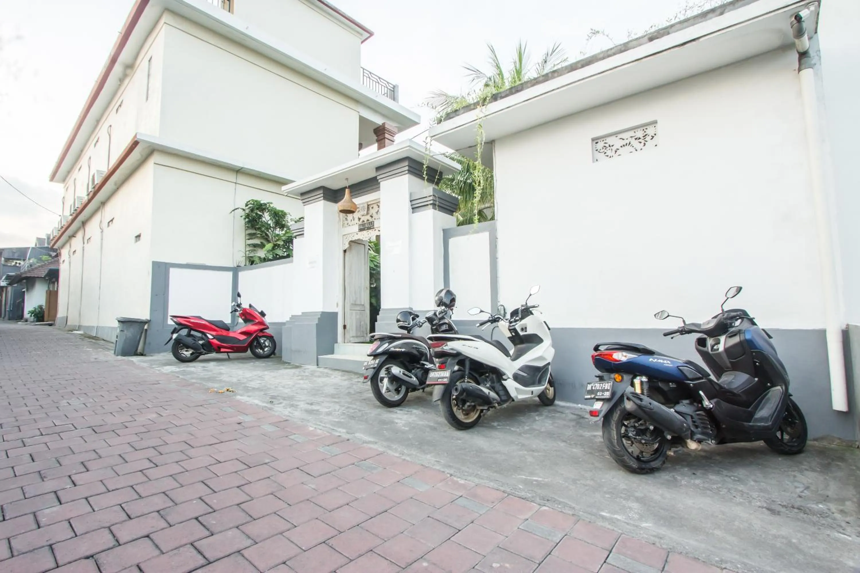 Parking in Bali Billy Village