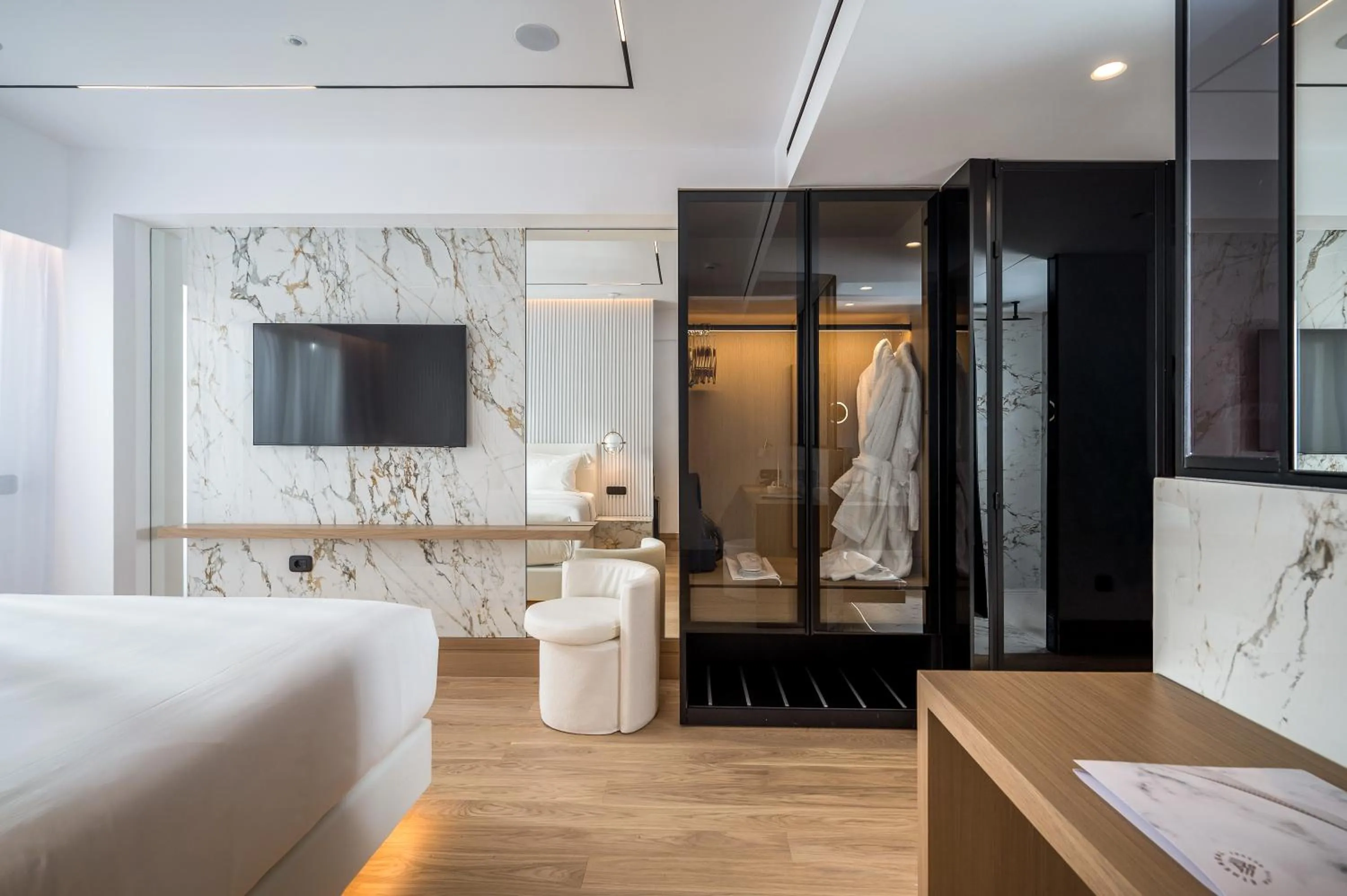 Photo of the whole room, Bed in Ethereal White Resort Hotel & Spa - Adults Only