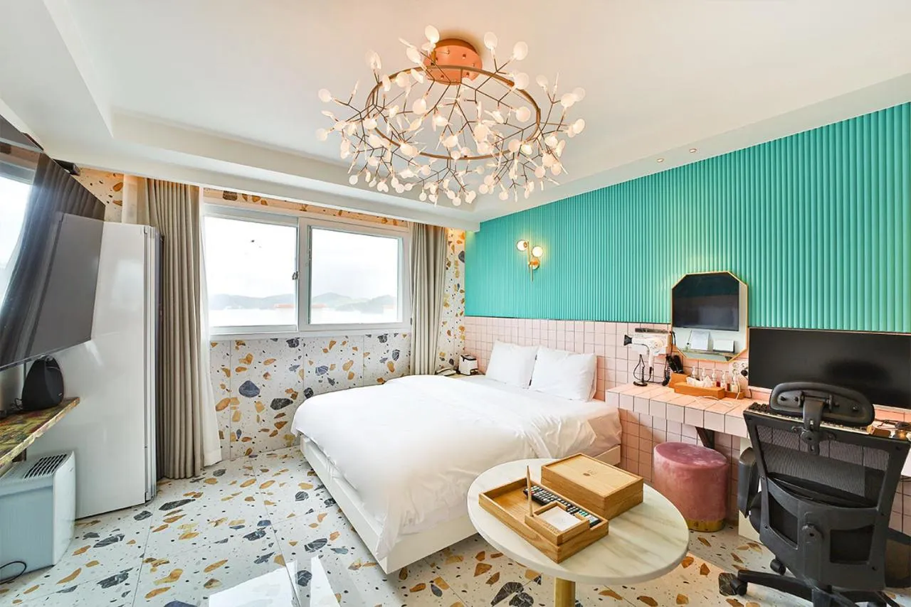 Hotel February Tongyeong Jukrim