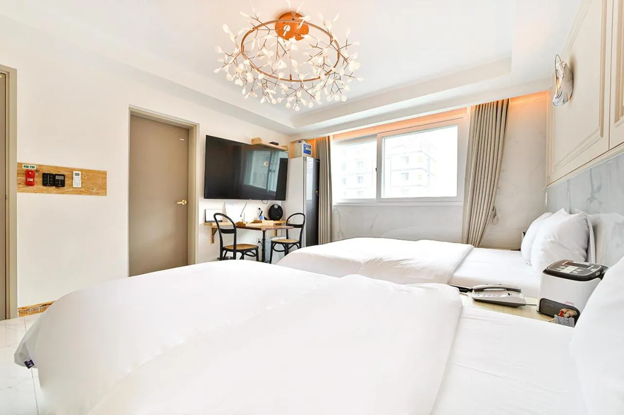 Bed in Hotel February Tongyeong Jukrim