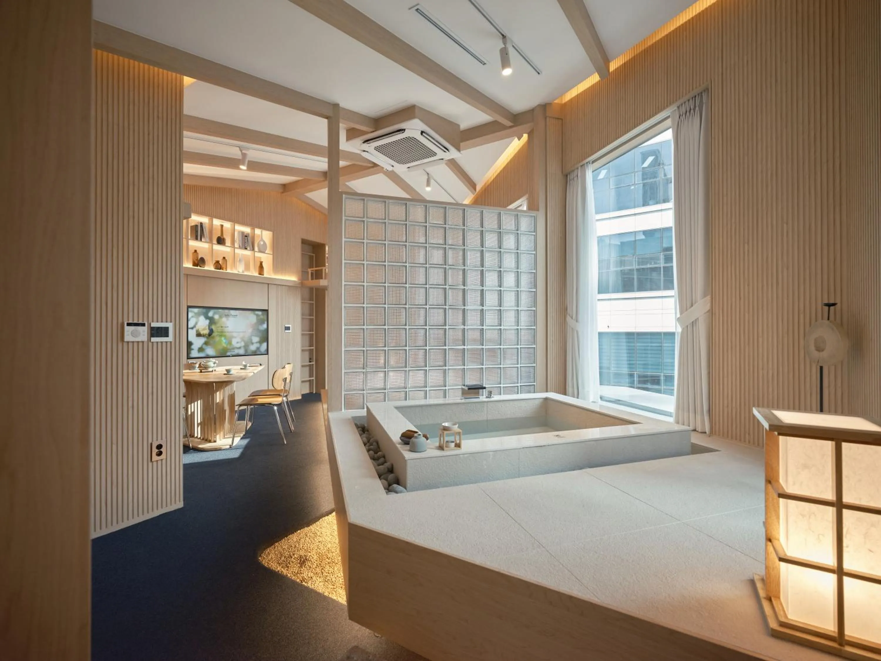 Spa and wellness centre/facilities, Bed in UH Suite Seoul Square