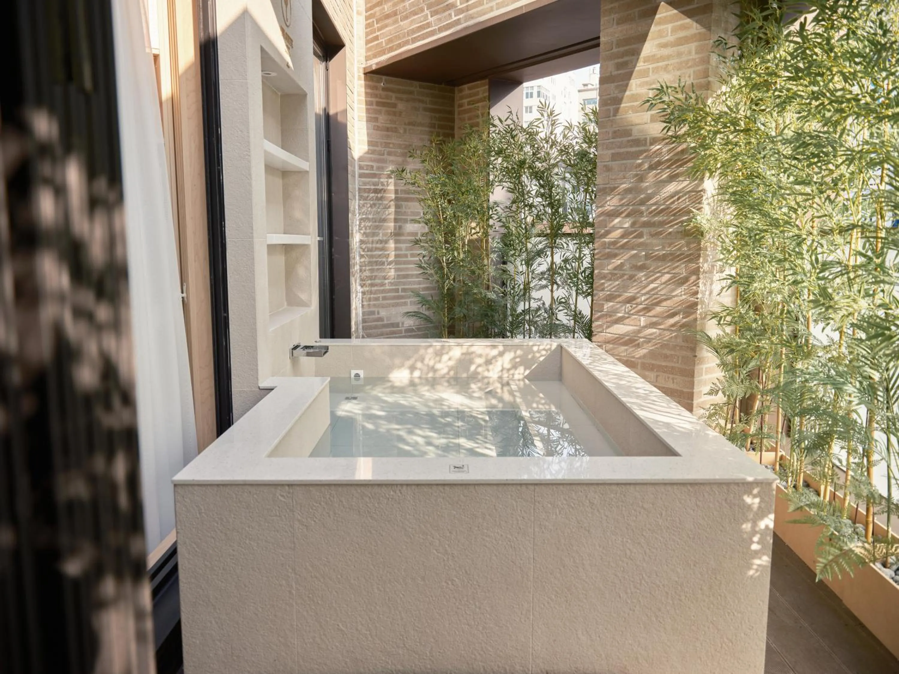 Spa and wellness centre/facilities in UH Suite Seoul Square