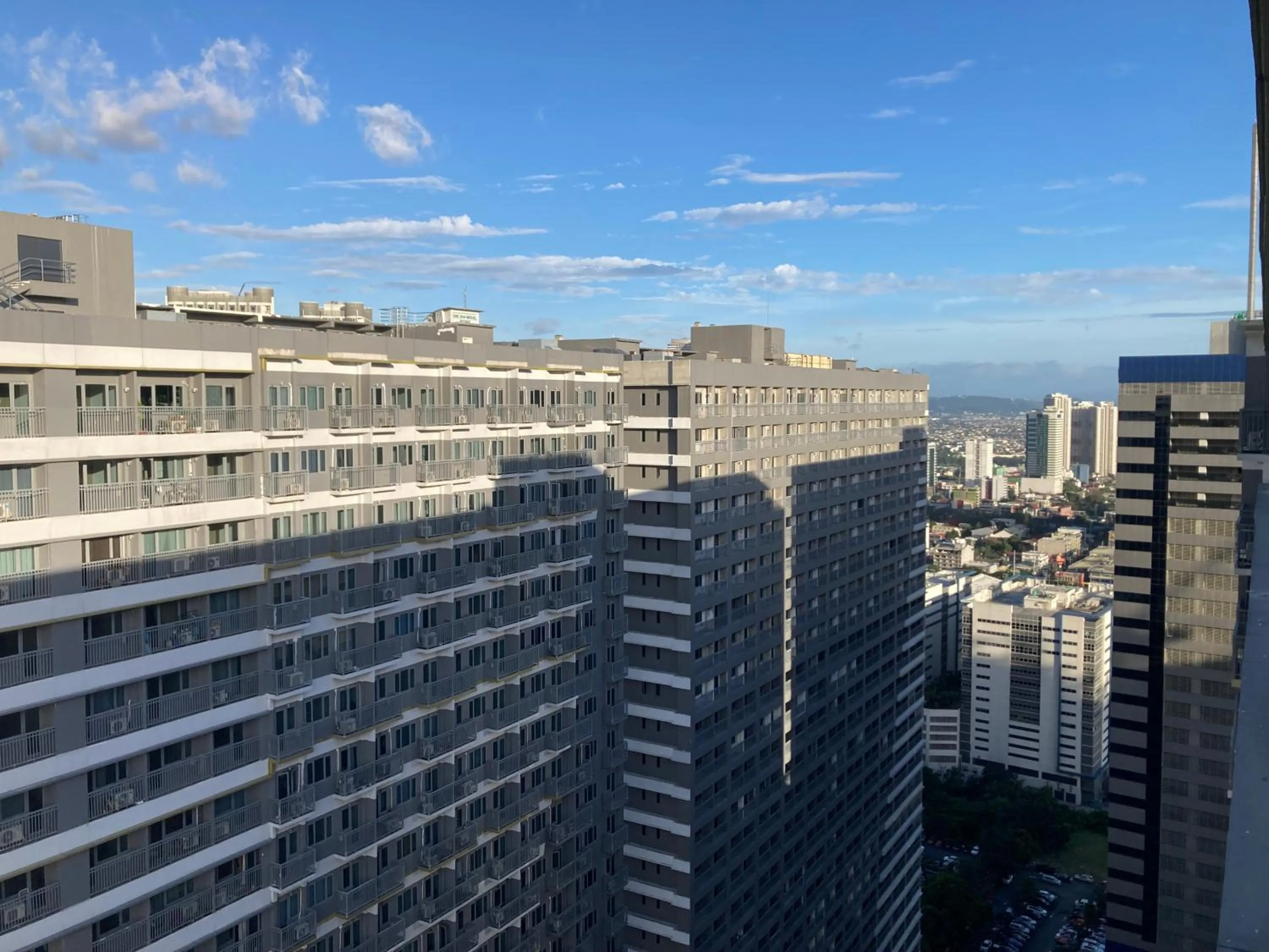City view in Penthouse studio at Fame Residence 41st Floor, ShangriLa-Megamall