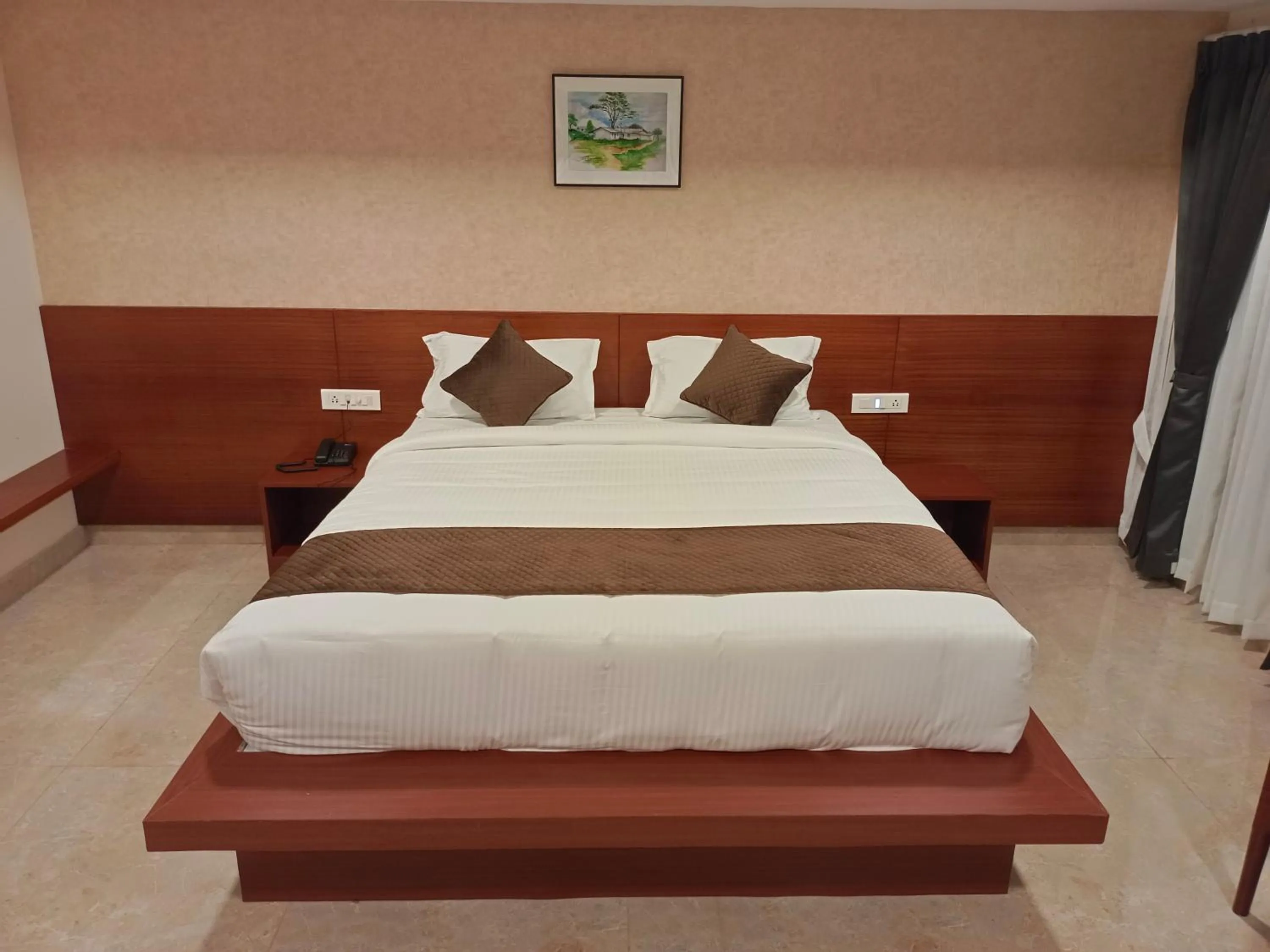 Bed in CLIFFVIEW RESORT