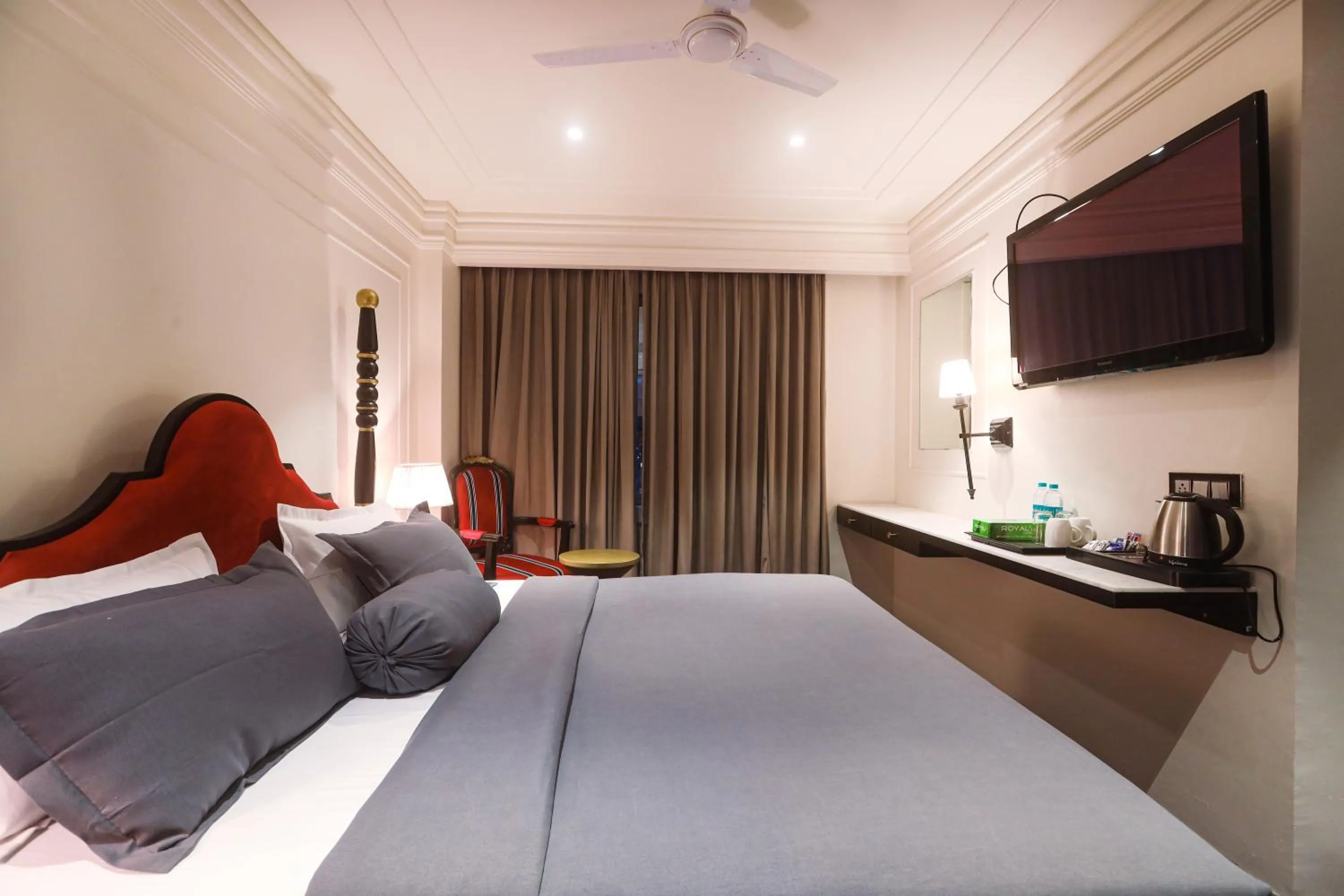 Bed in The Saga Hotel Green Park