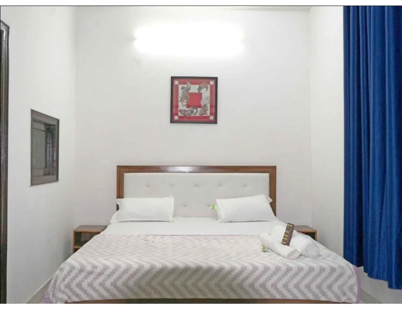 Bed in Osaka Taj Hotel, Agra