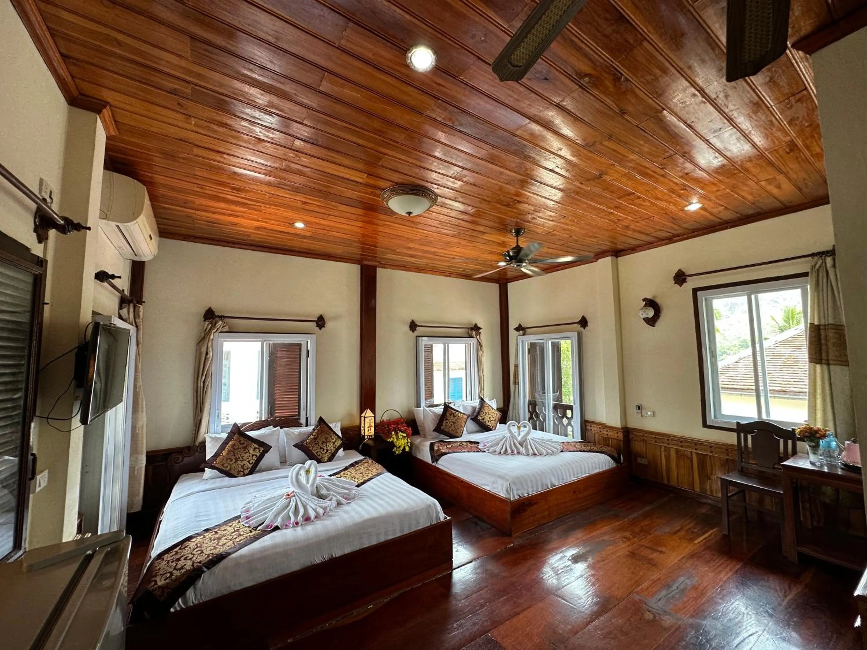 Bed in Villa Thida Mekong Riverside
