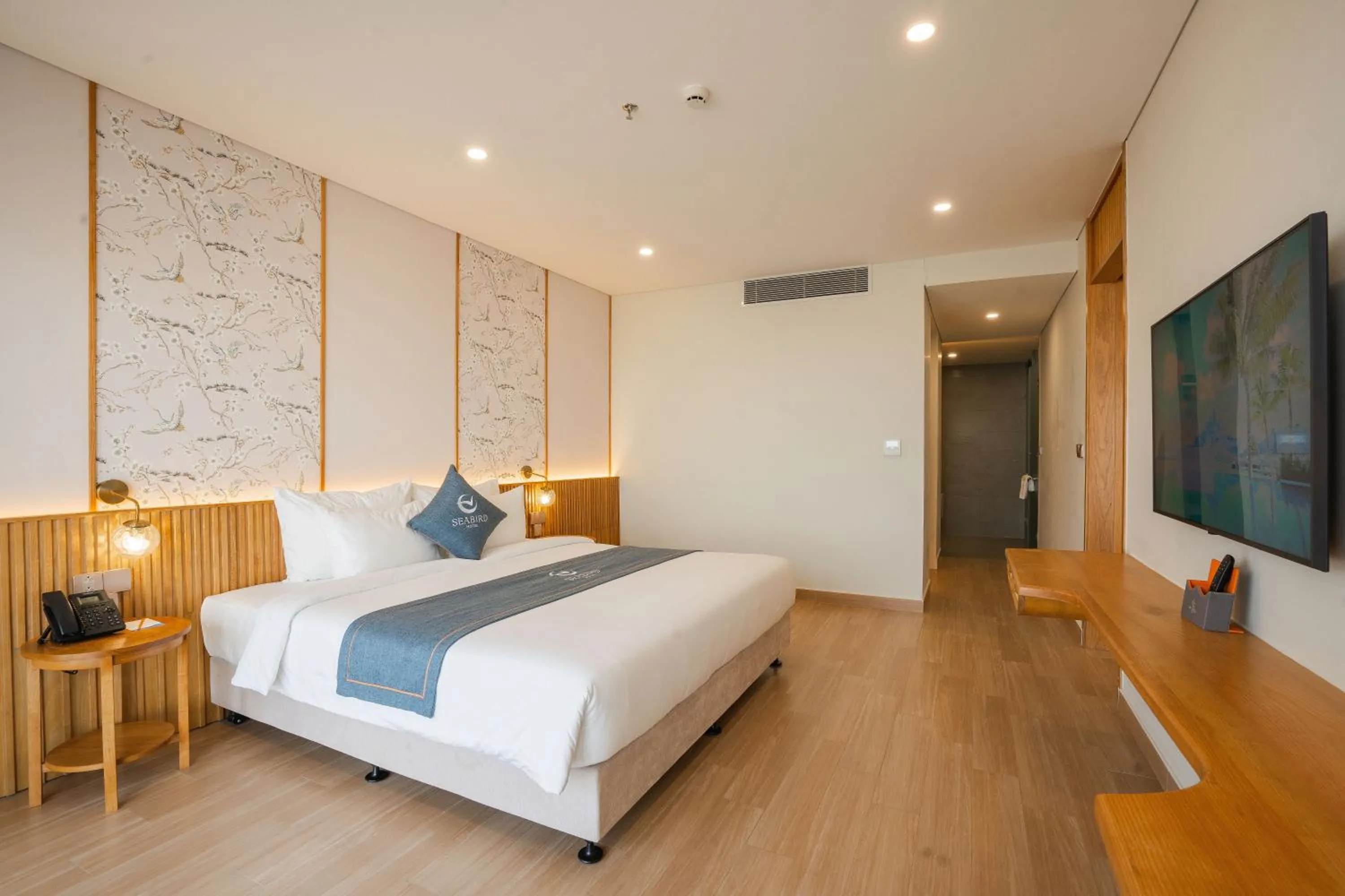 Bed in Seabird Hotel Thien Cam